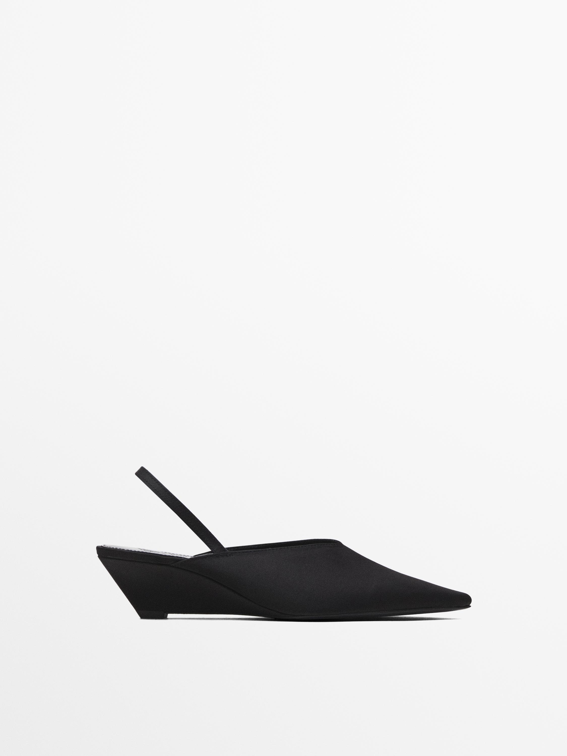 satynowe-buty-na-koturnie-limited-edition-czarny-buty-na-obcasie