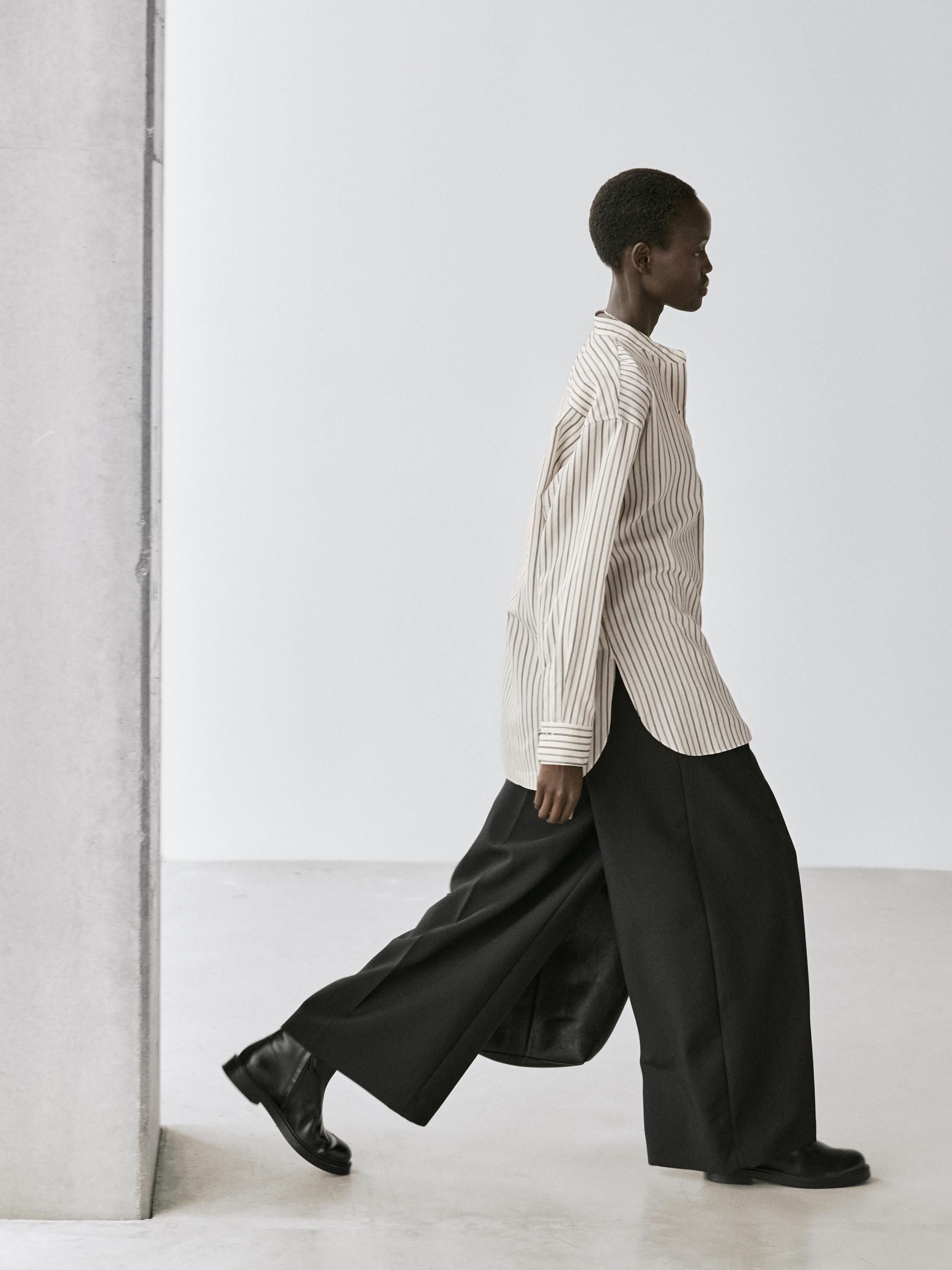 Striped flowing shirt with stand collar — Off white