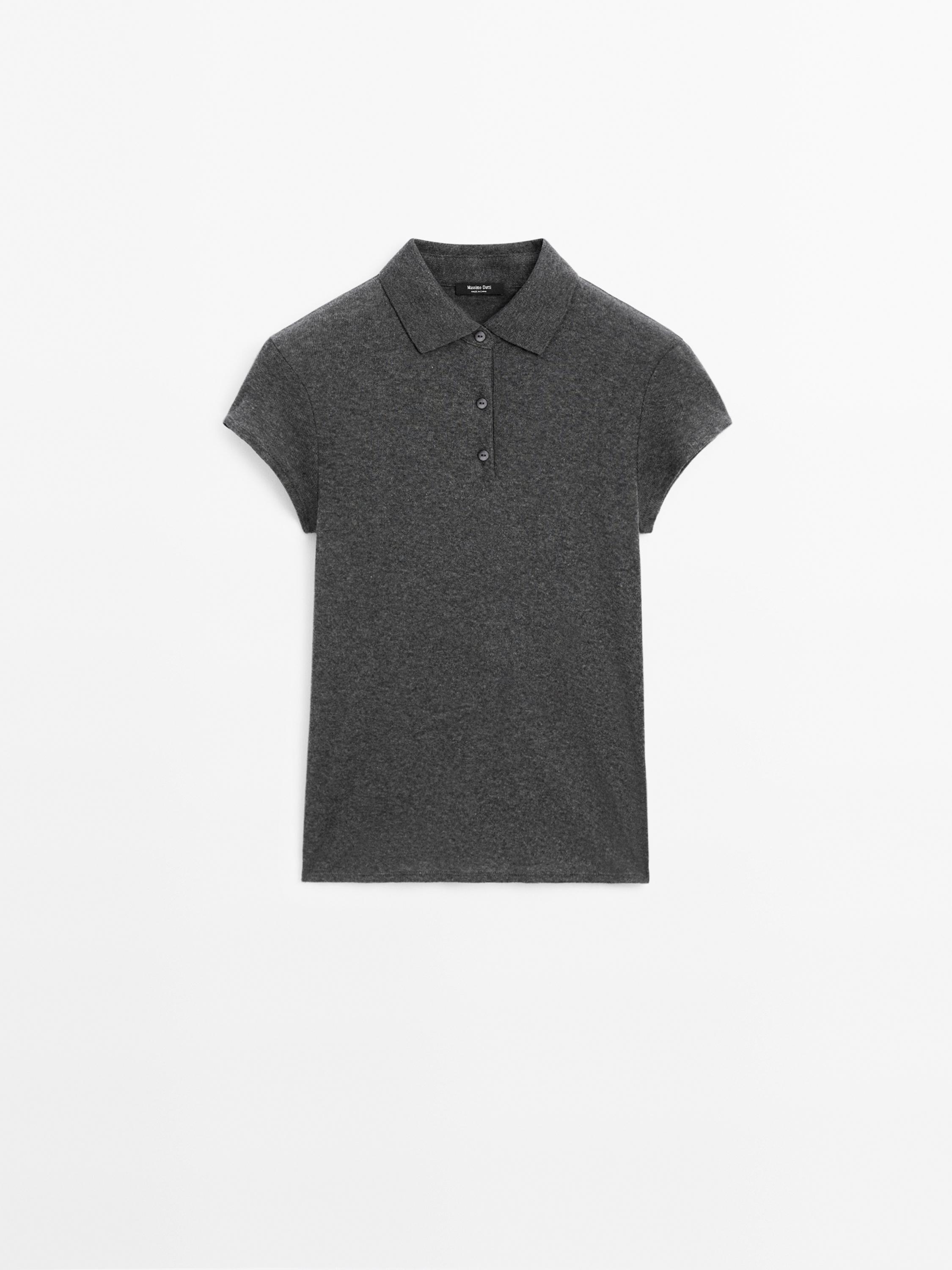 Short sleeve knitted polo shirt