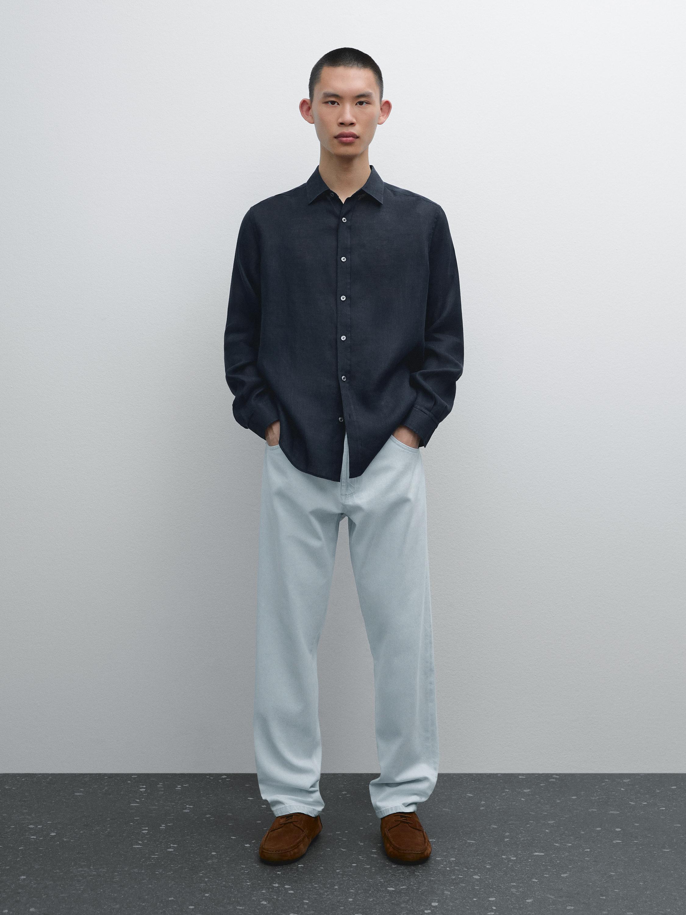 Jeansy o kroju relax fit