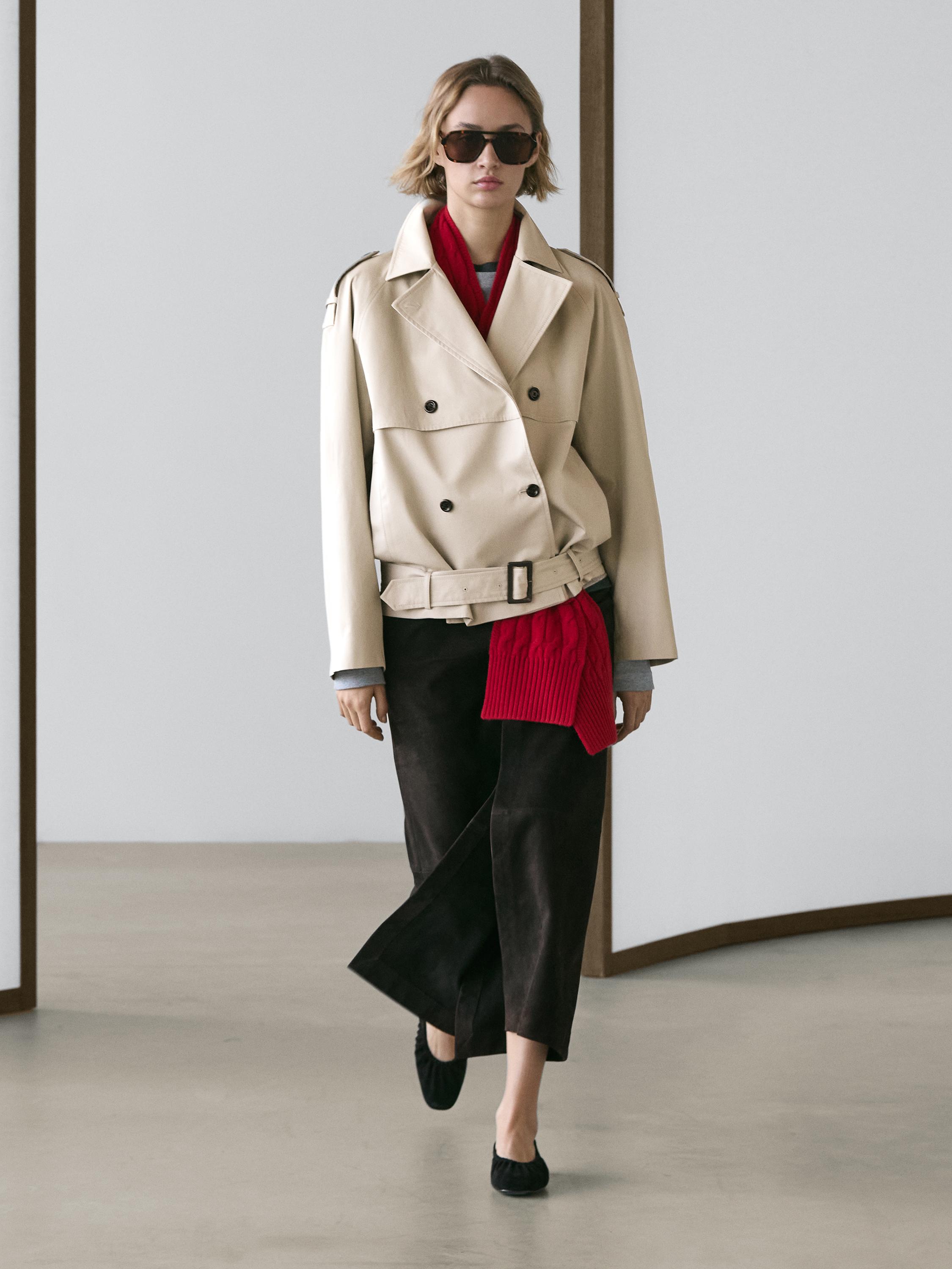 Short trench coat with belt detail