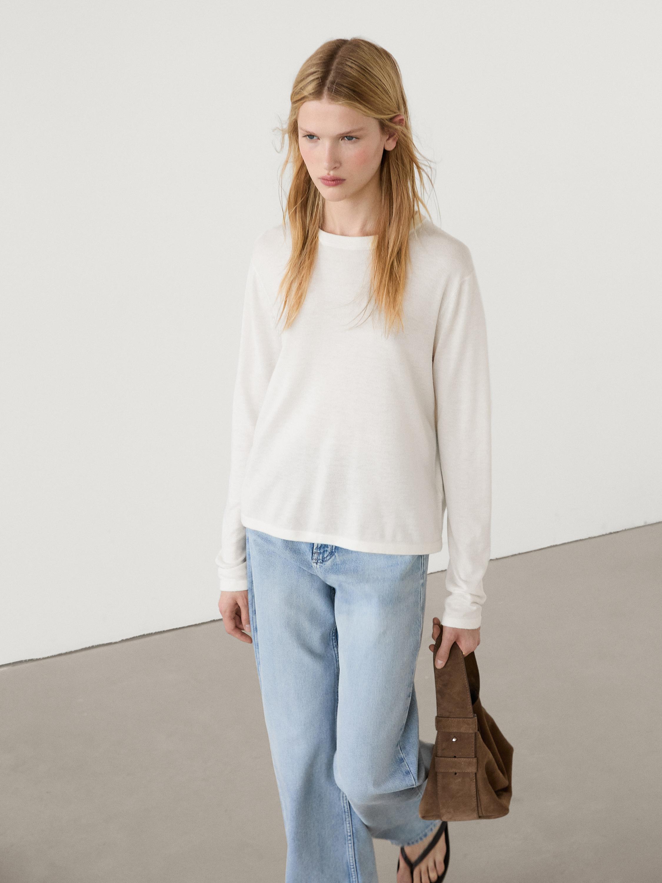 سويتر محاك من صوف صناعي