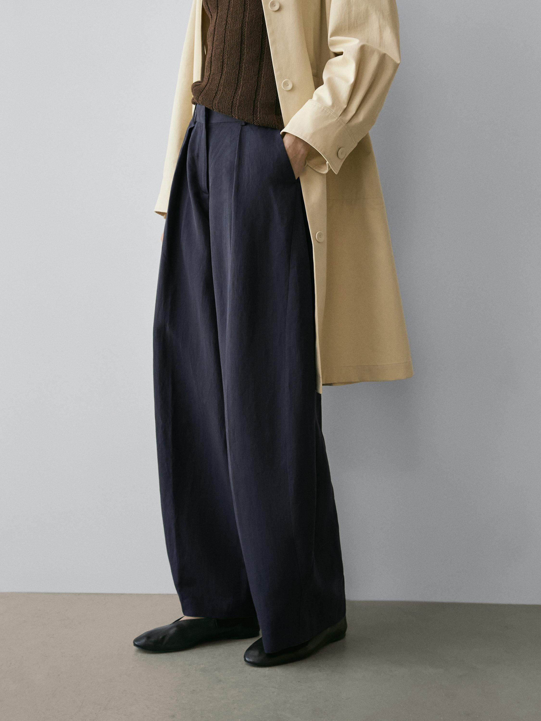 Flowing trousers with darts — NAVY BLUE