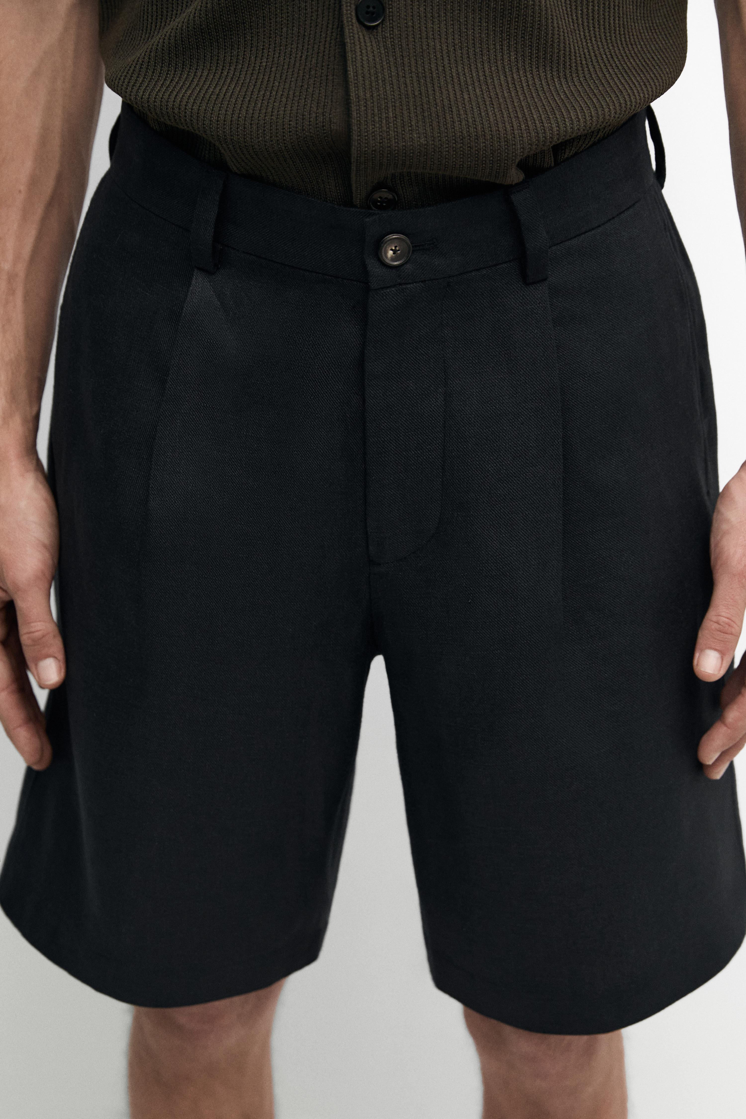Linen Bermuda shorts with darts — BLACK