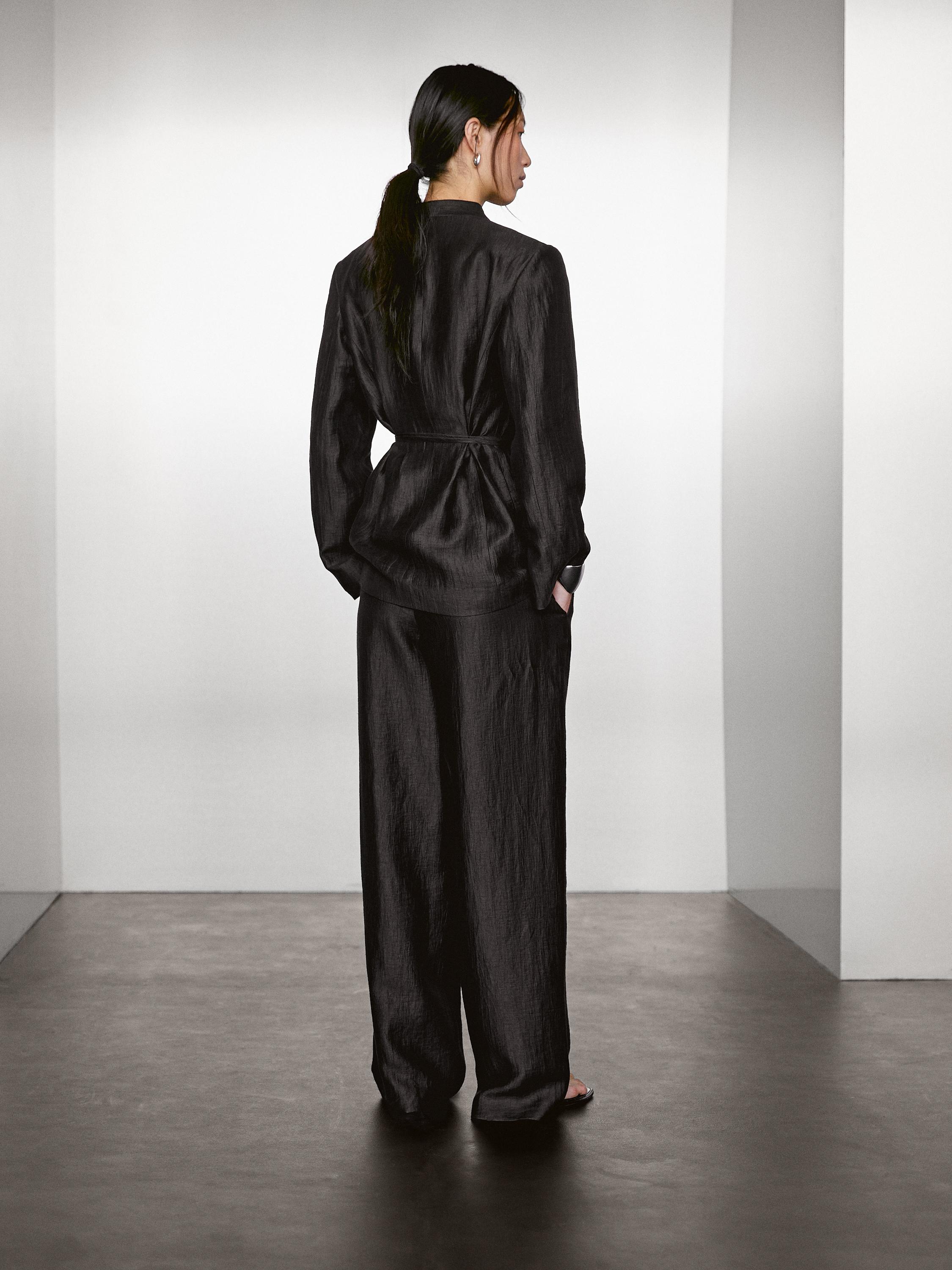 Pantaloni a palazzo con pince in misto lino