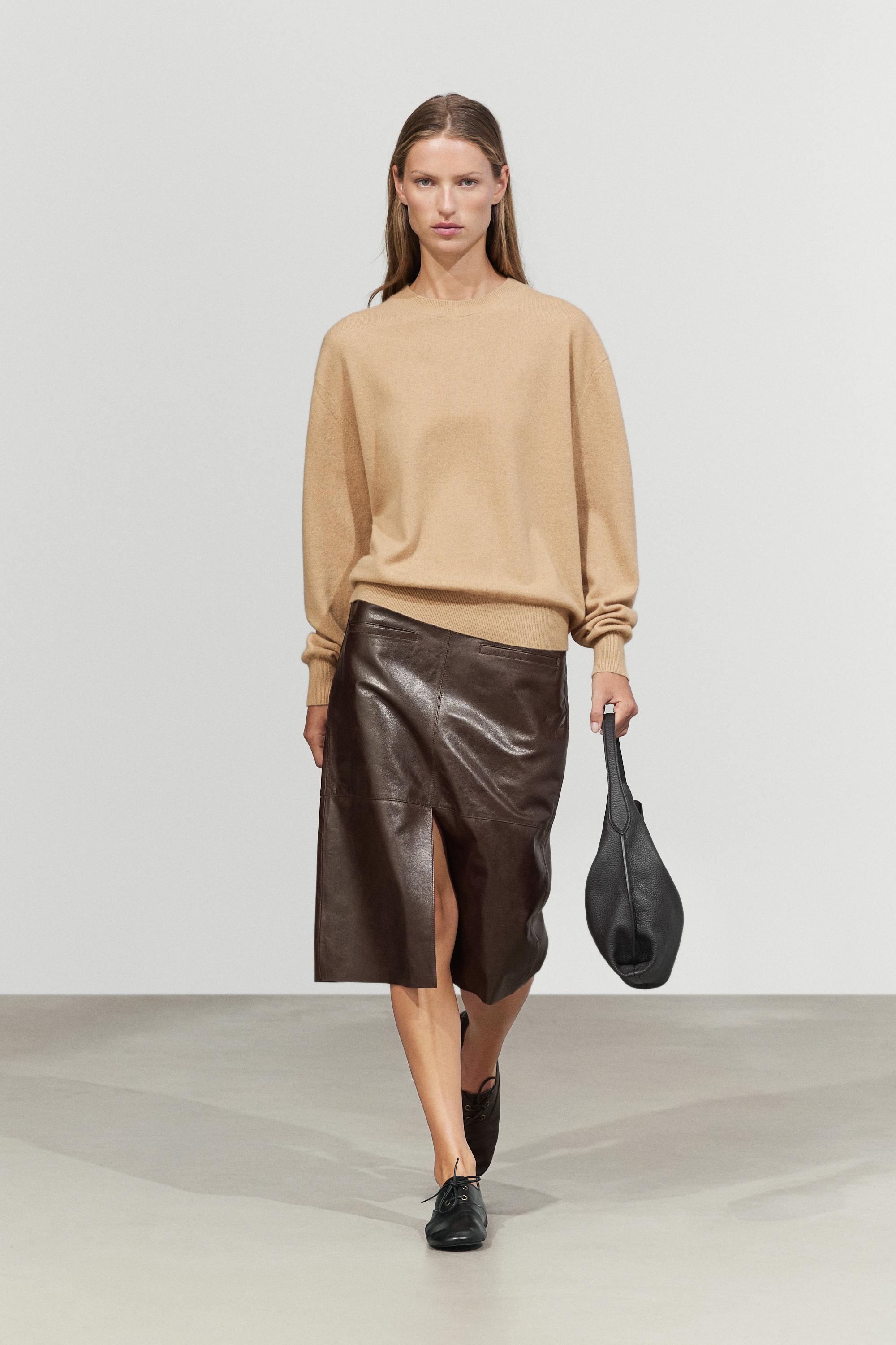 100% cashmere long sleeve sweater