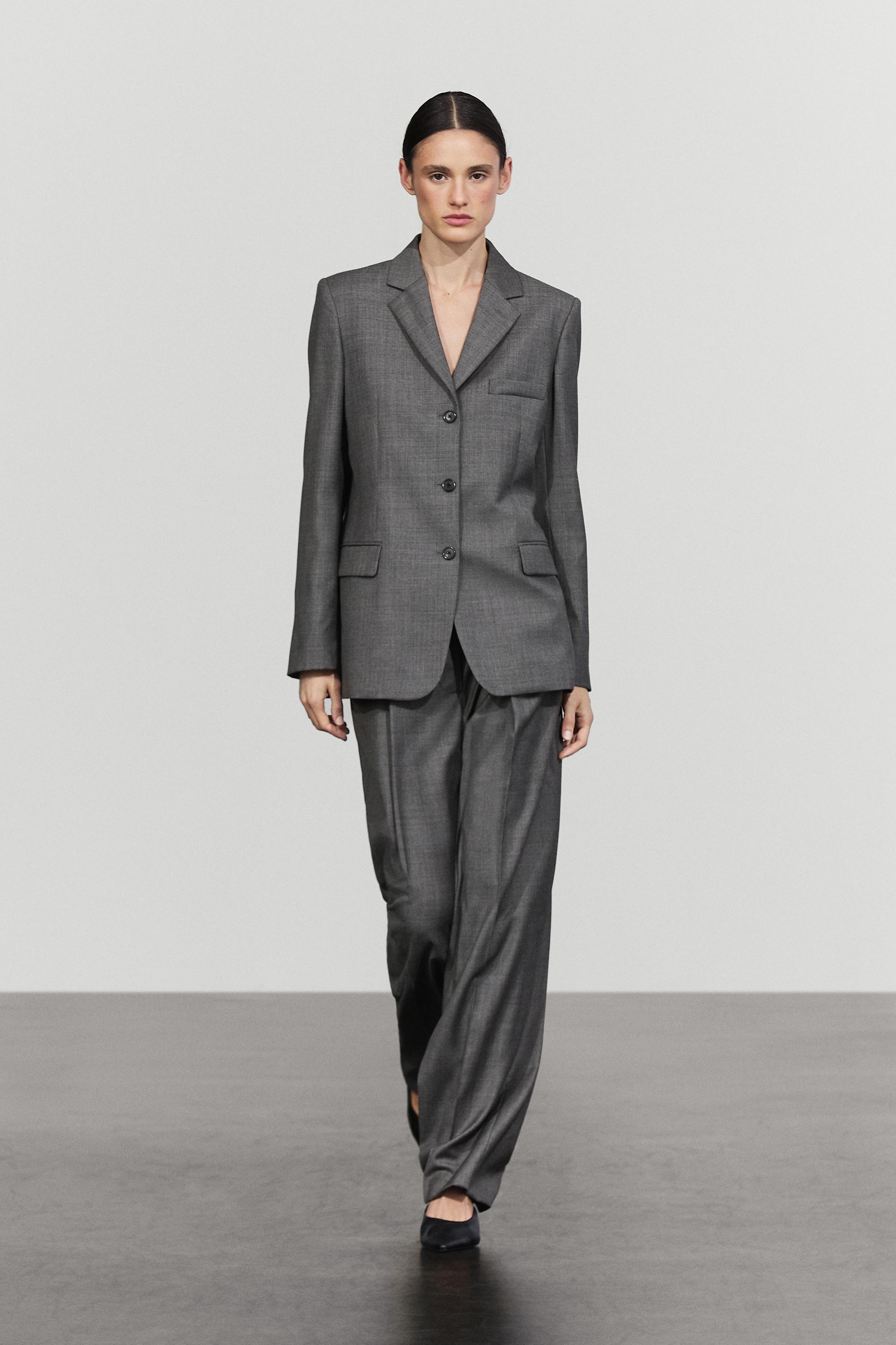 100% wool suit blazer with pockets