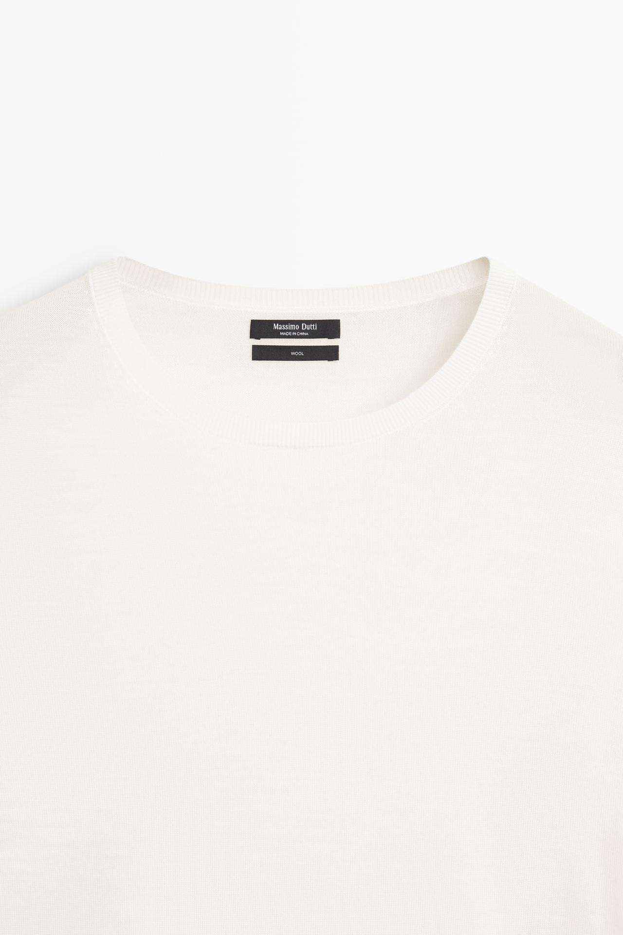 100% wool knit round neck sweater — CREAM