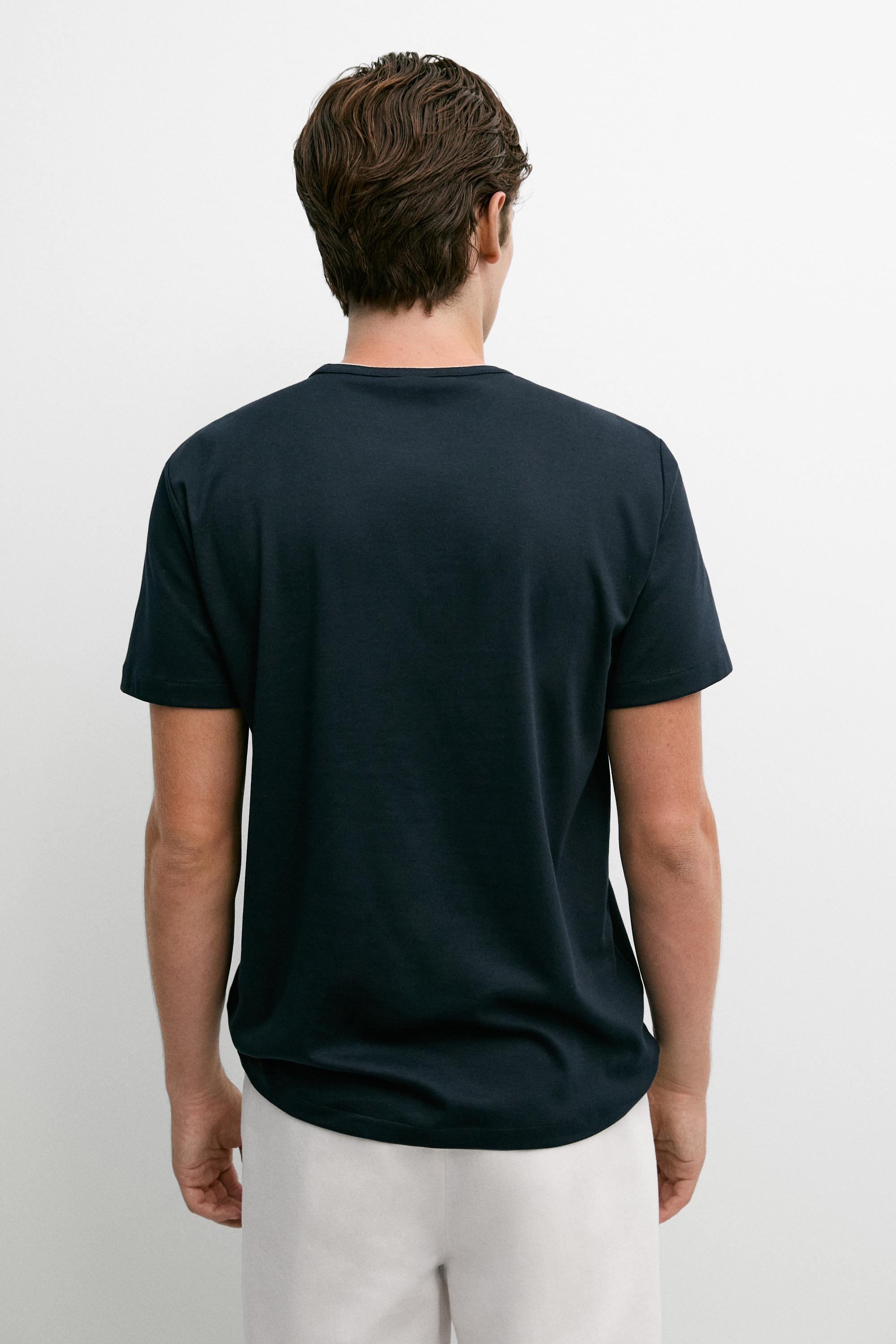 Contrast neck detail T-shirt — NAVY BLUE