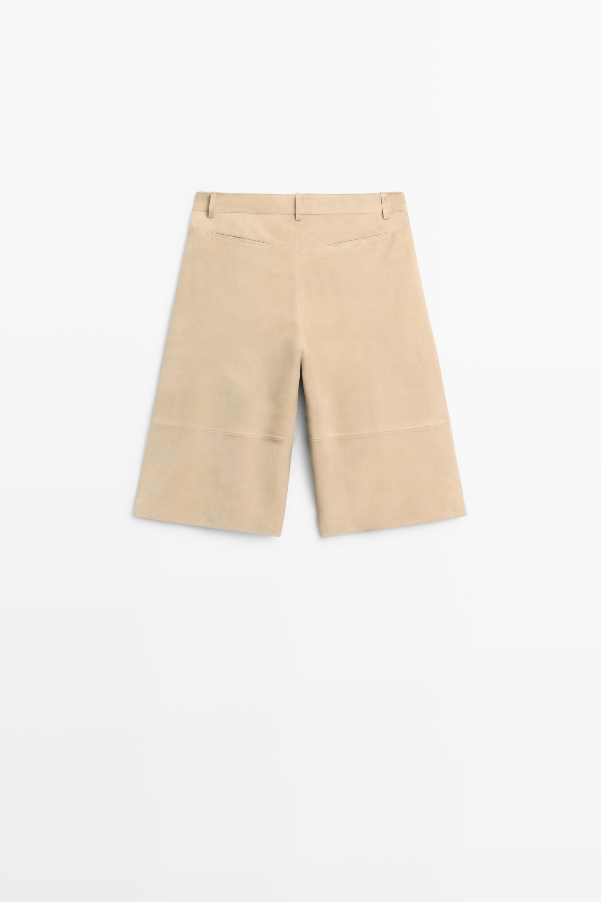 Long suede leather Bermuda shorts — BEIGE