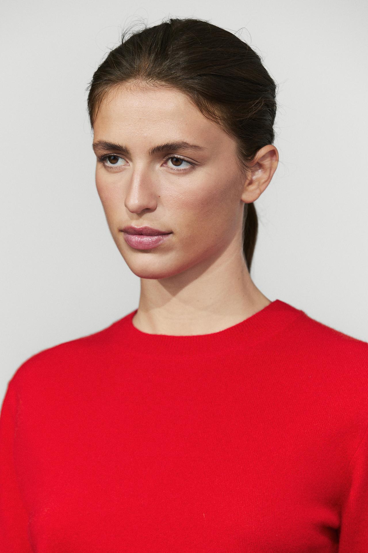 Short sleeve wool blend knit sweater — RED