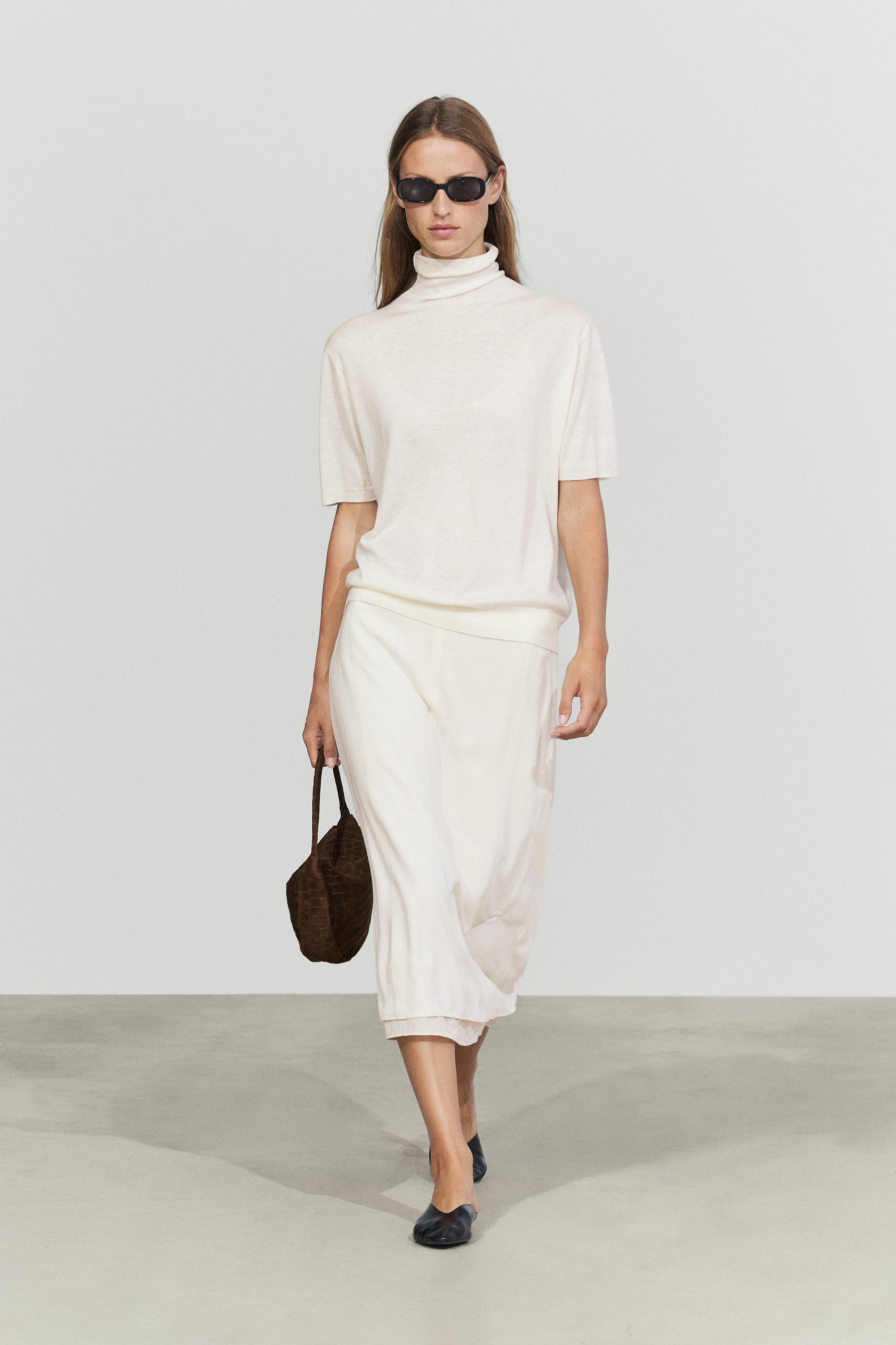 Wool blend turtleneck knit sweater
