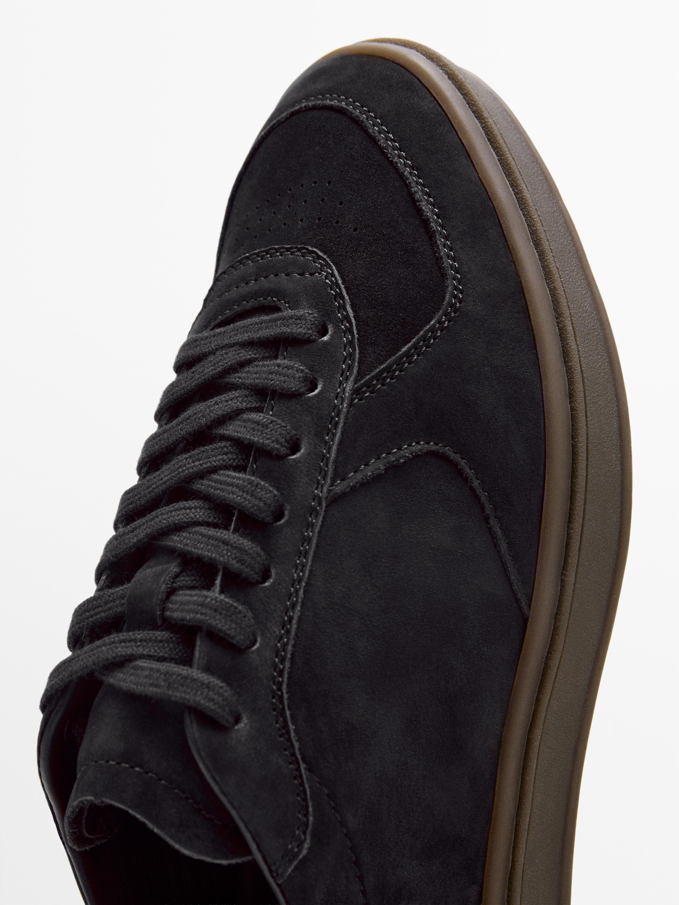 Nubuck trainers with contrast sole — Dark blue