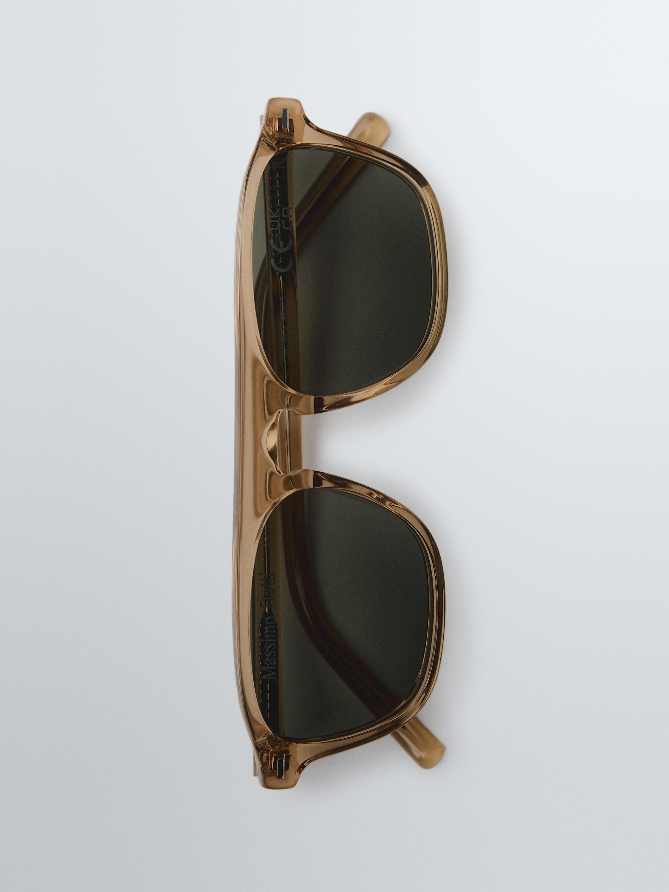 D-frame sunglasses — Mustard