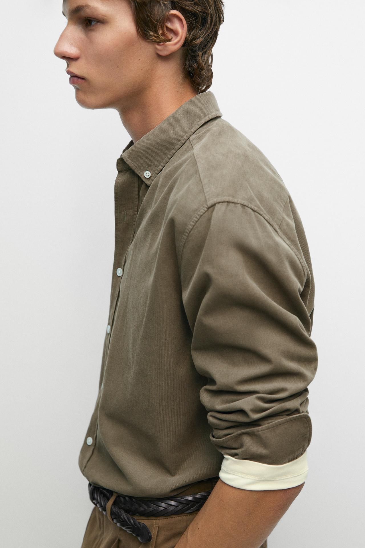 Regular fit needlecord shirt — GREEN