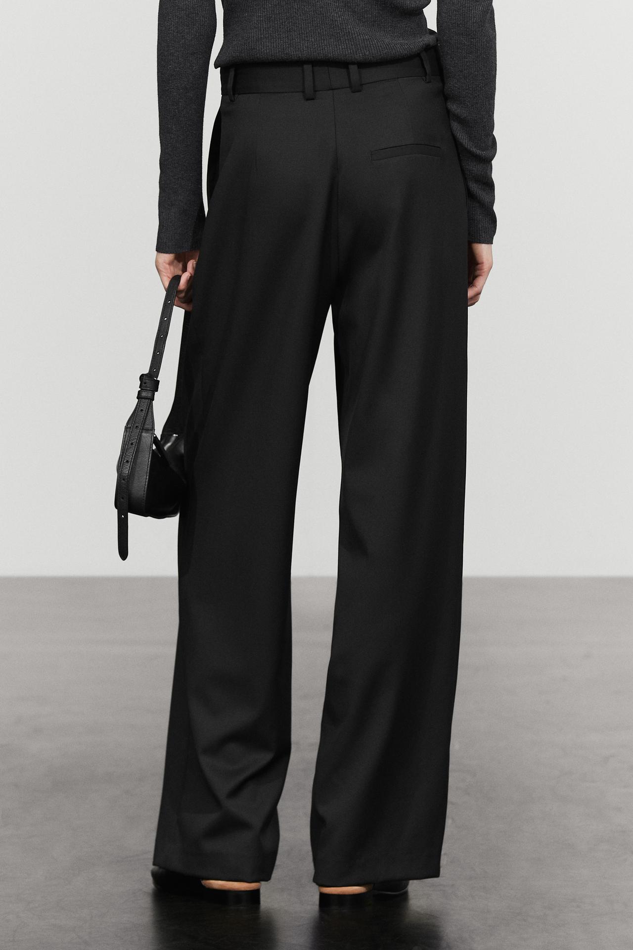 Extra fine wool pleated pants — BLACK
