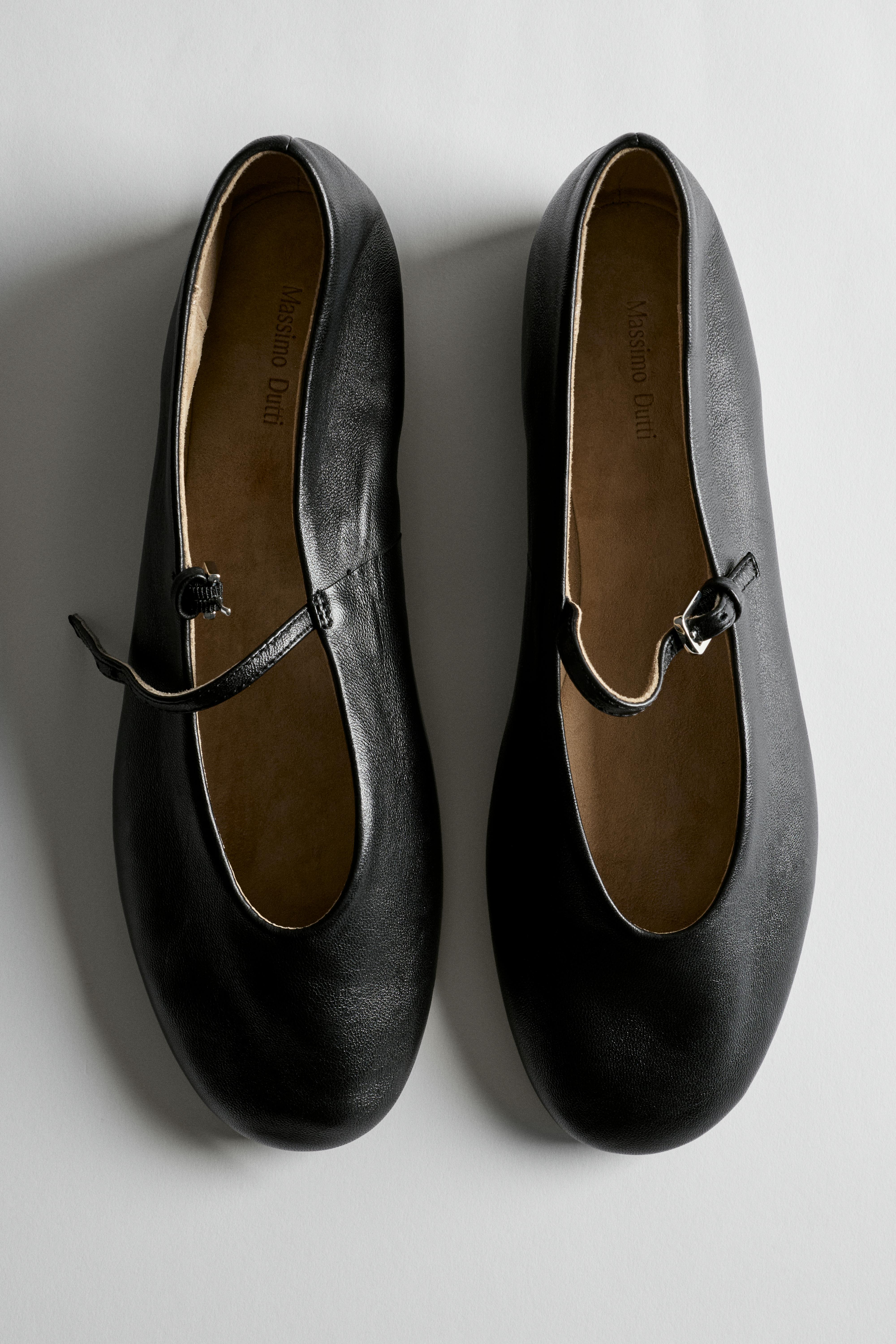 Soft leather ballerinas — BLACK