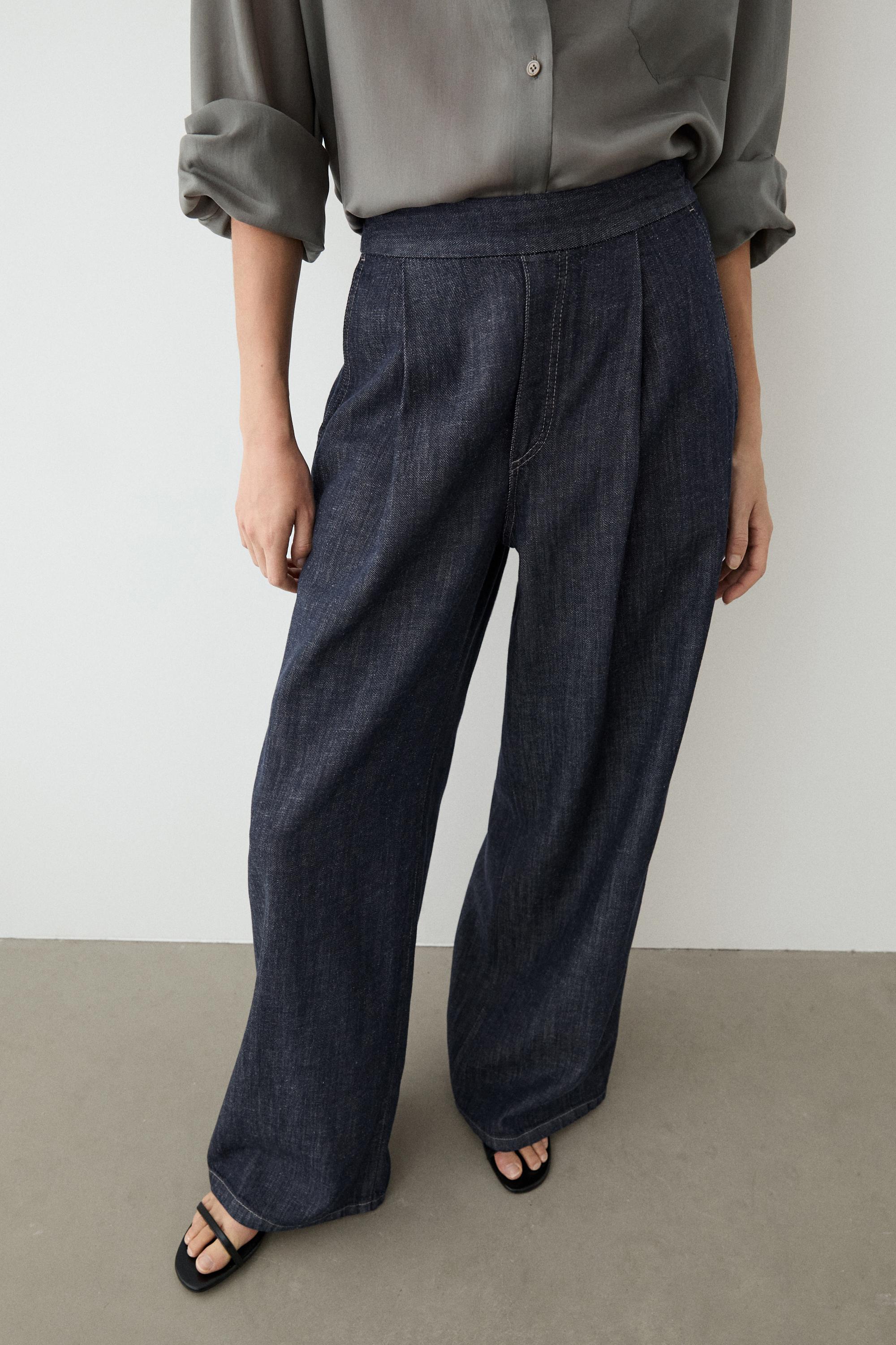 Cotton blend pleated semi-jogger pants — DARK BLUE