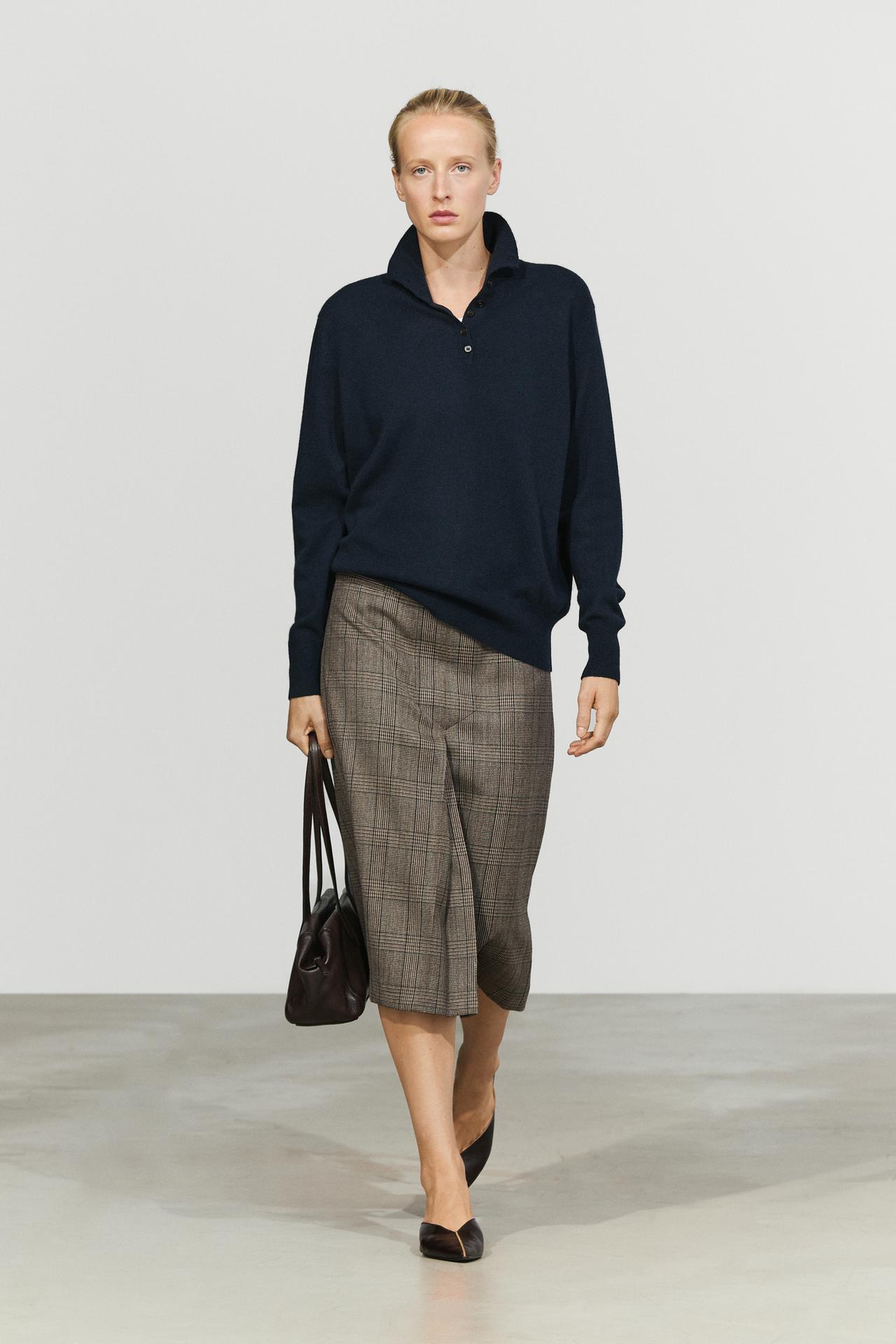 100% wool check midi skirt with pleat detail — GREY