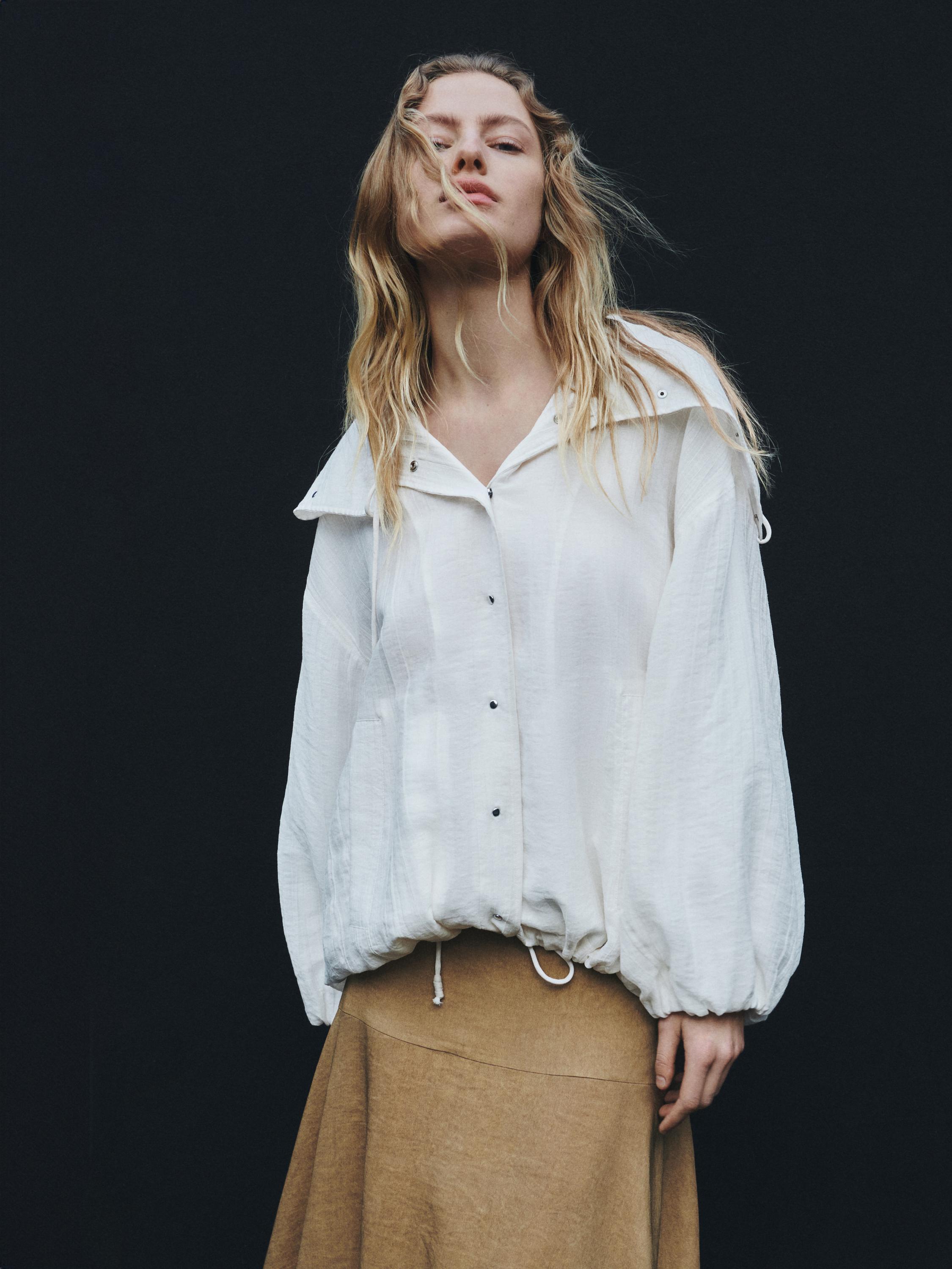 Flowing bomber jacket with voluminous detail
