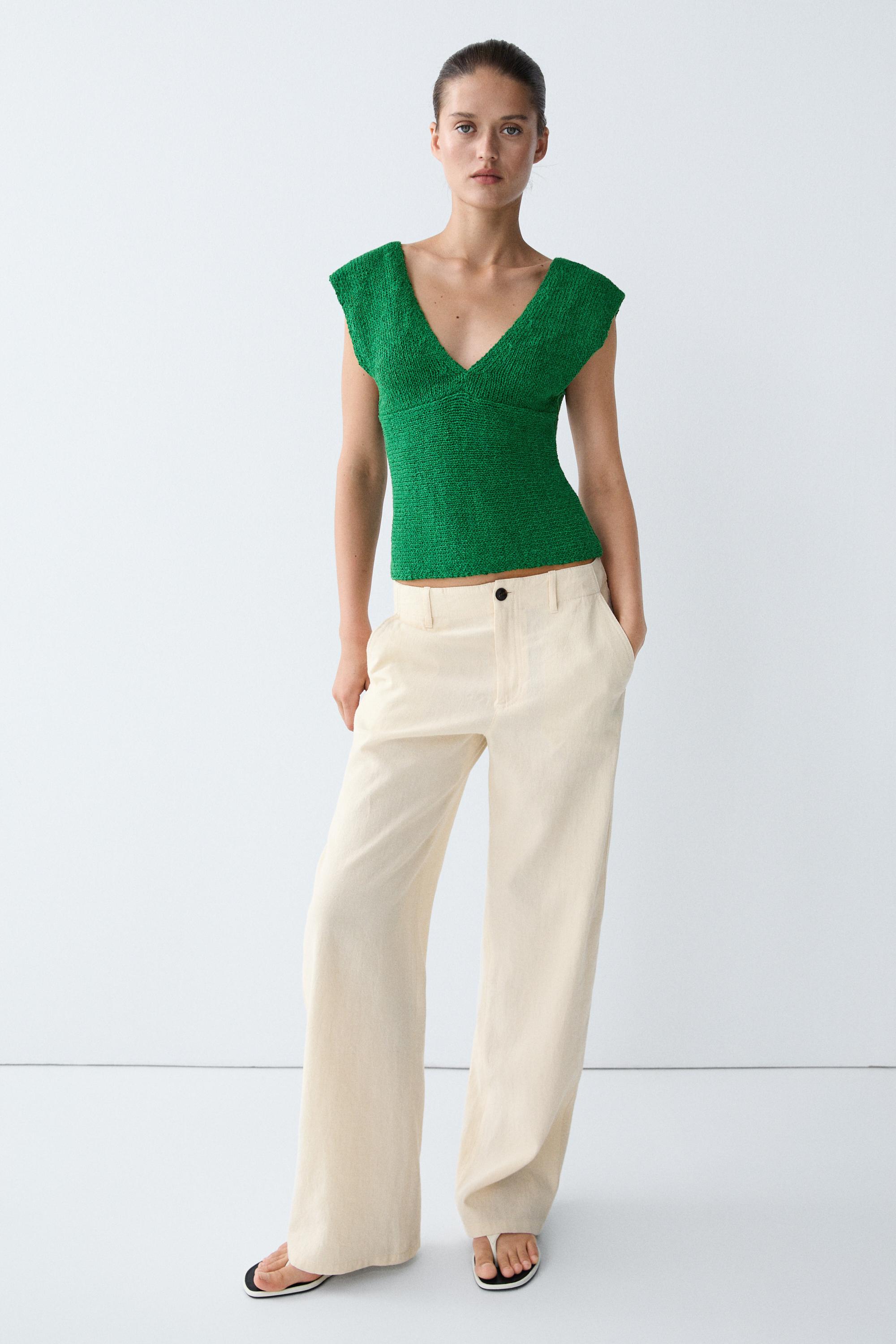 Cotton blend V-neck knit top — GREEN