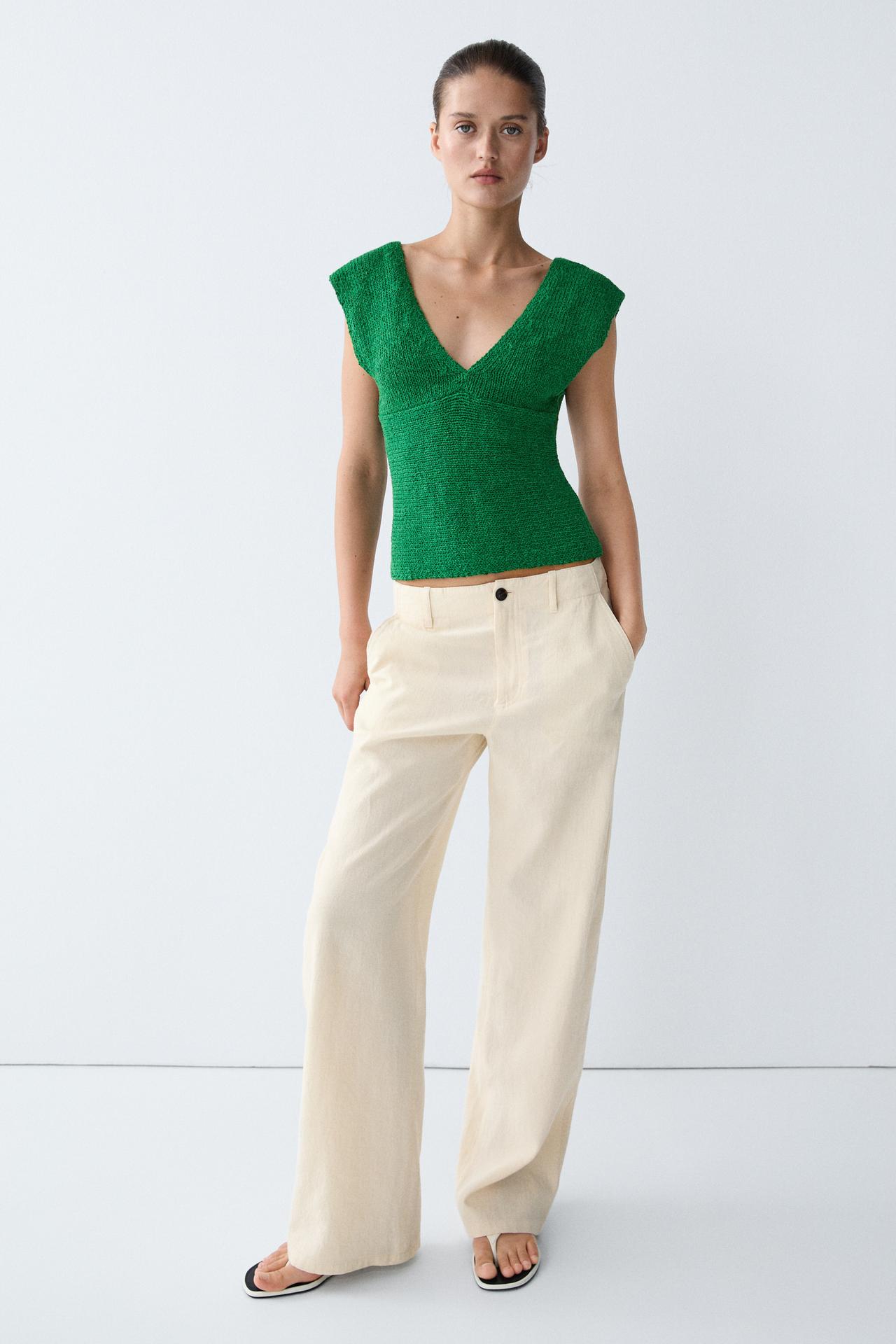 Cotton blend V-neck knit top — GREEN