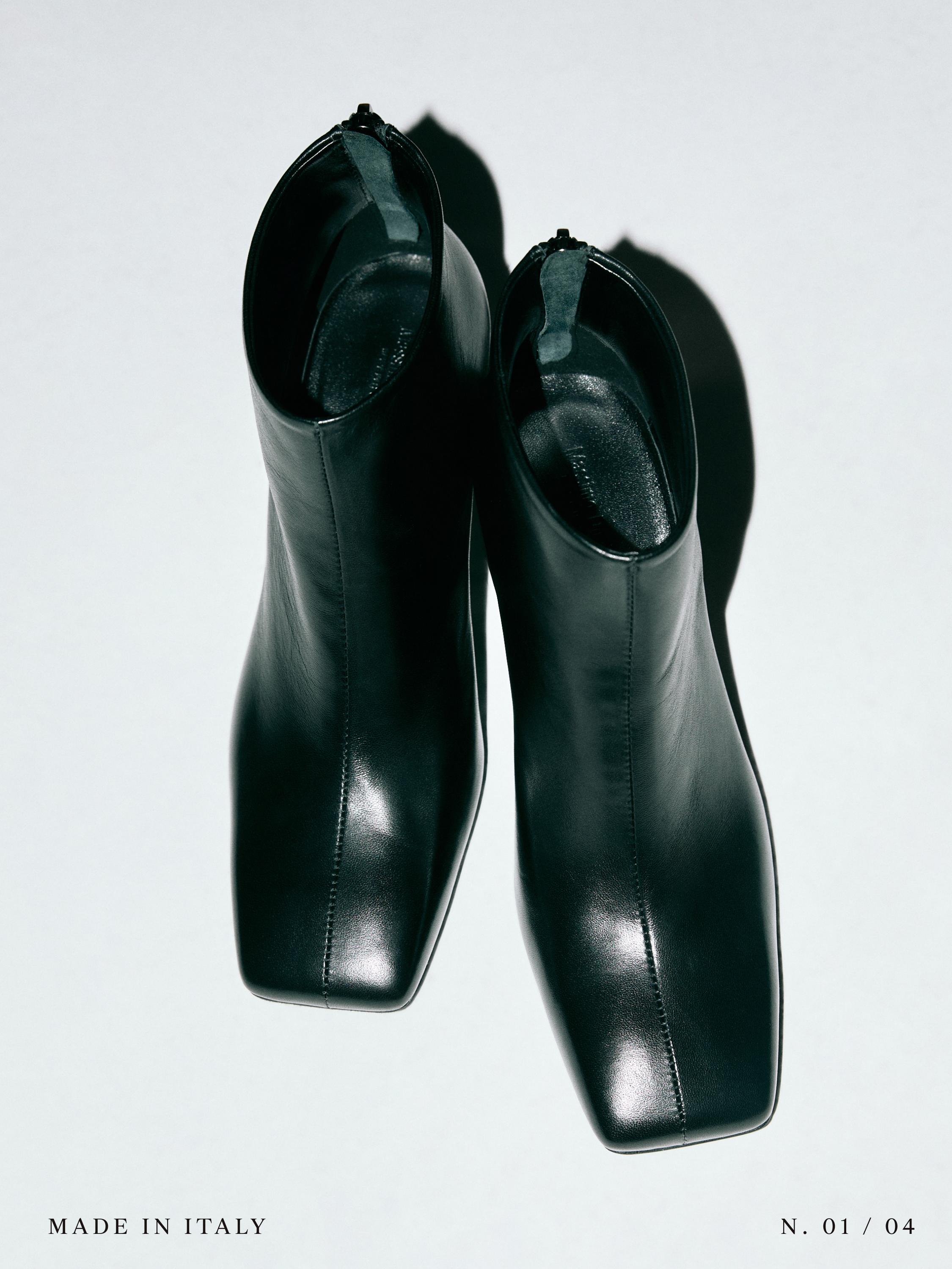 Leather heeled ankle boots - Made in Italy — BLACK
