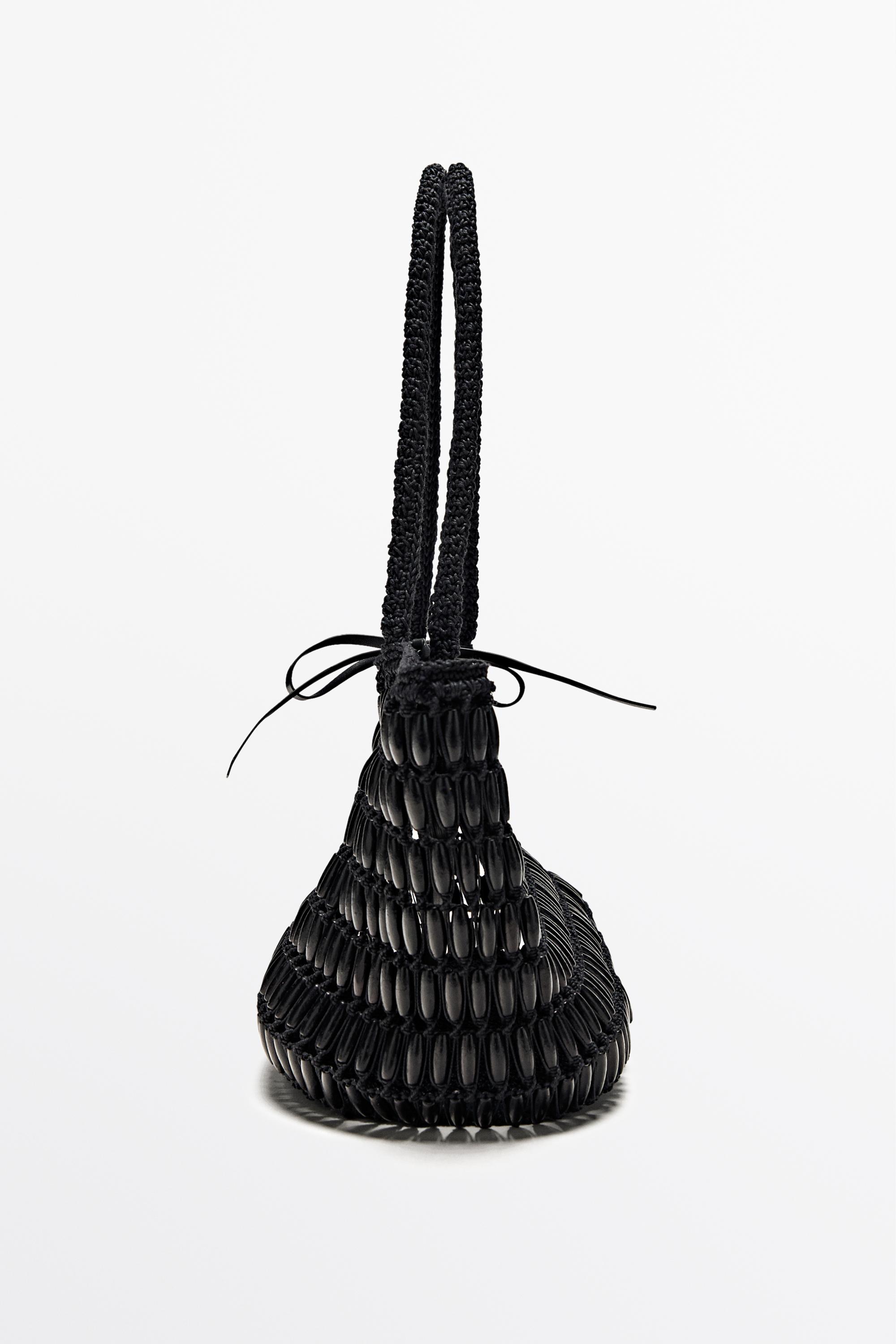 Tote bag with wooden details — BLACK