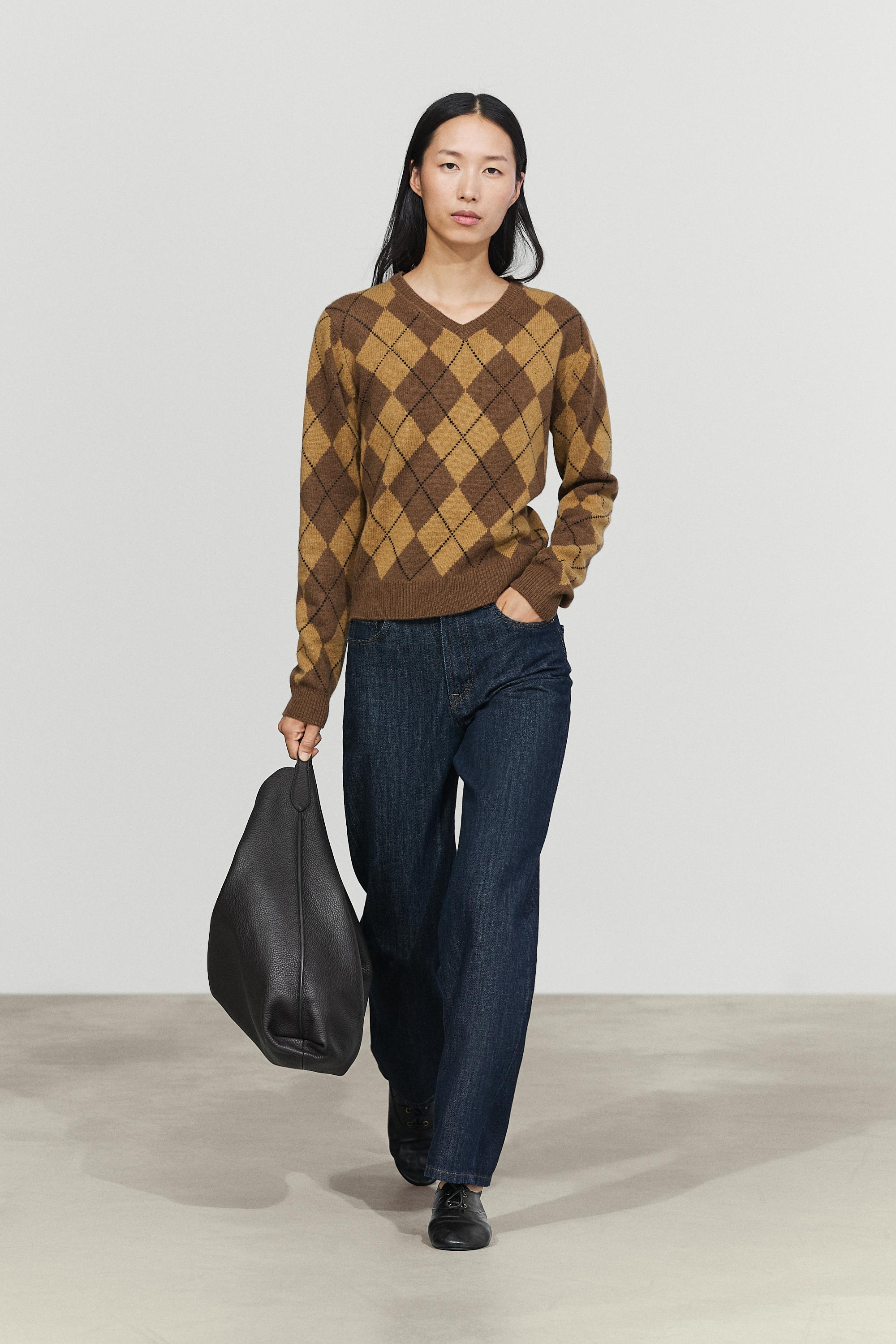 100% wool diamond knit sweater