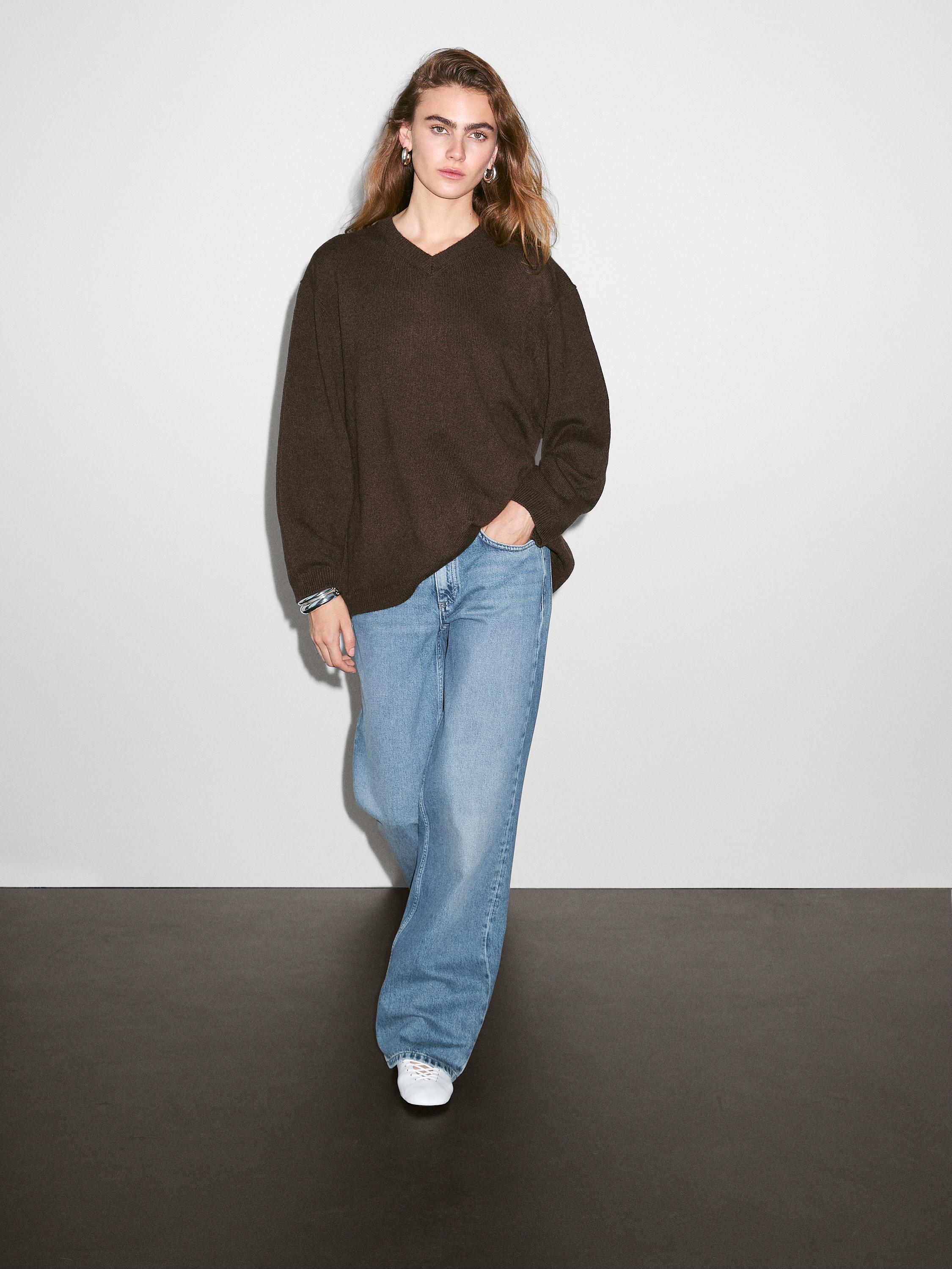 Jersey oversize cuello pico cashmere