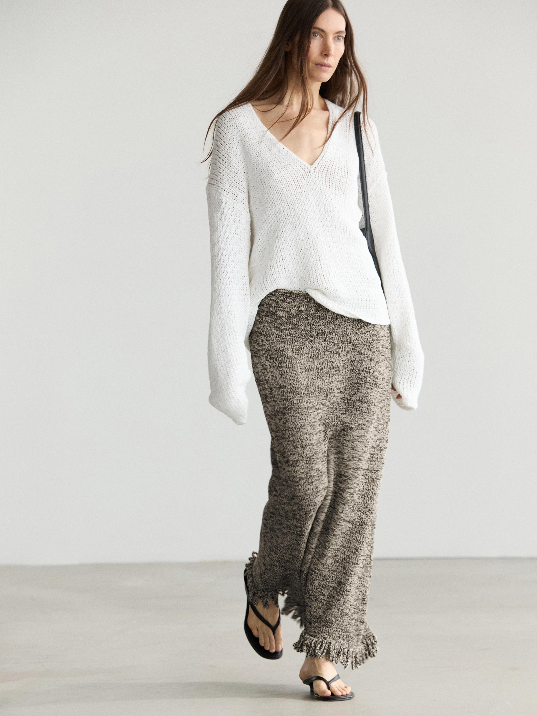 Total look knit skirt with fringing — BLACK