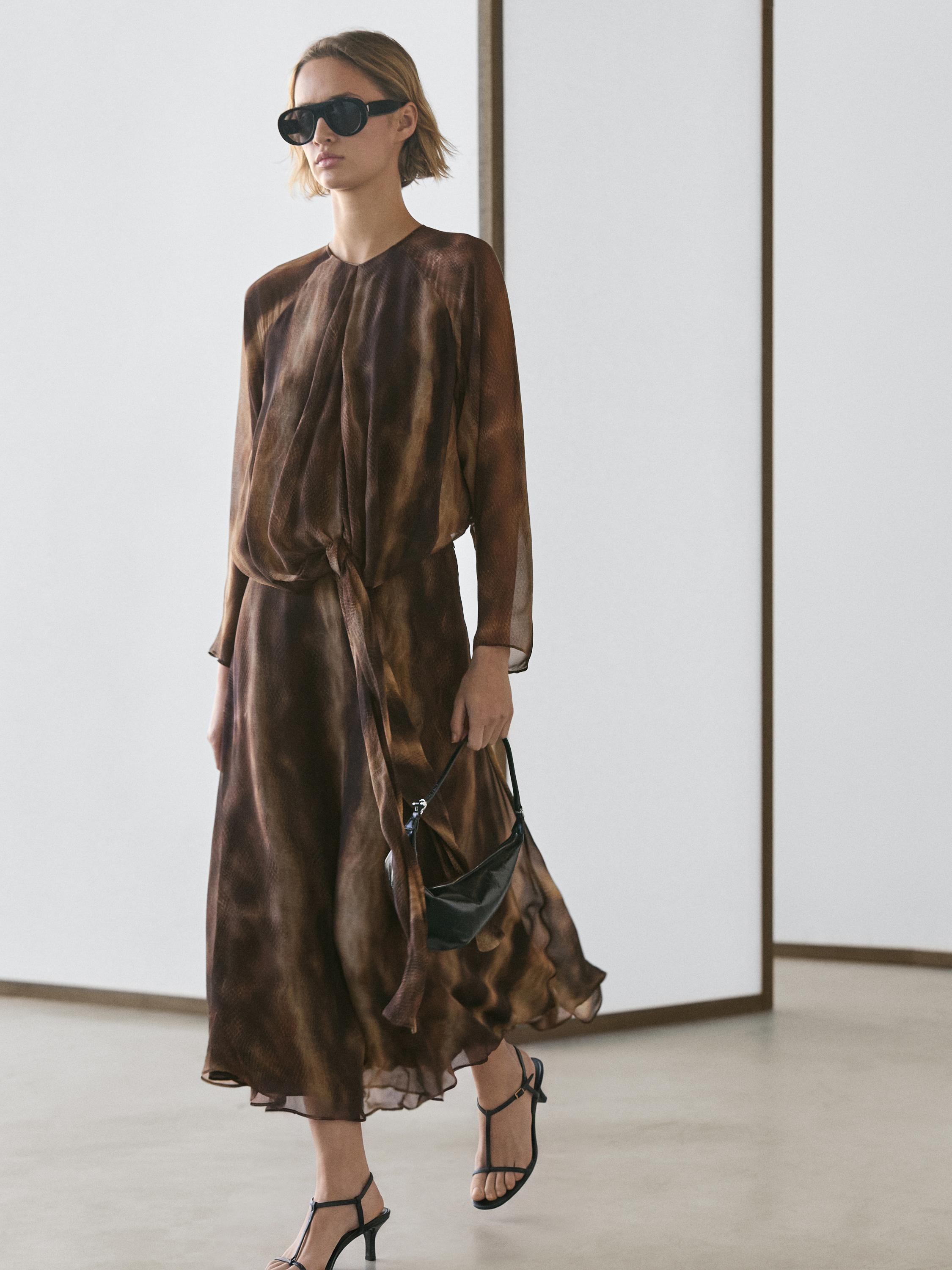 Flowing animal print dress — BROWN