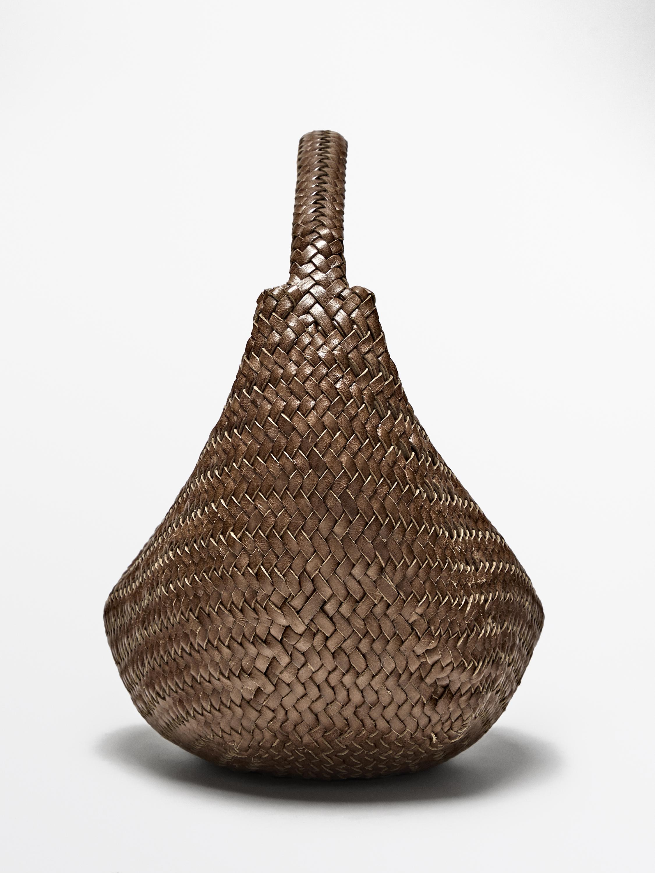 Braided leather half-moon bag — LEATHER
