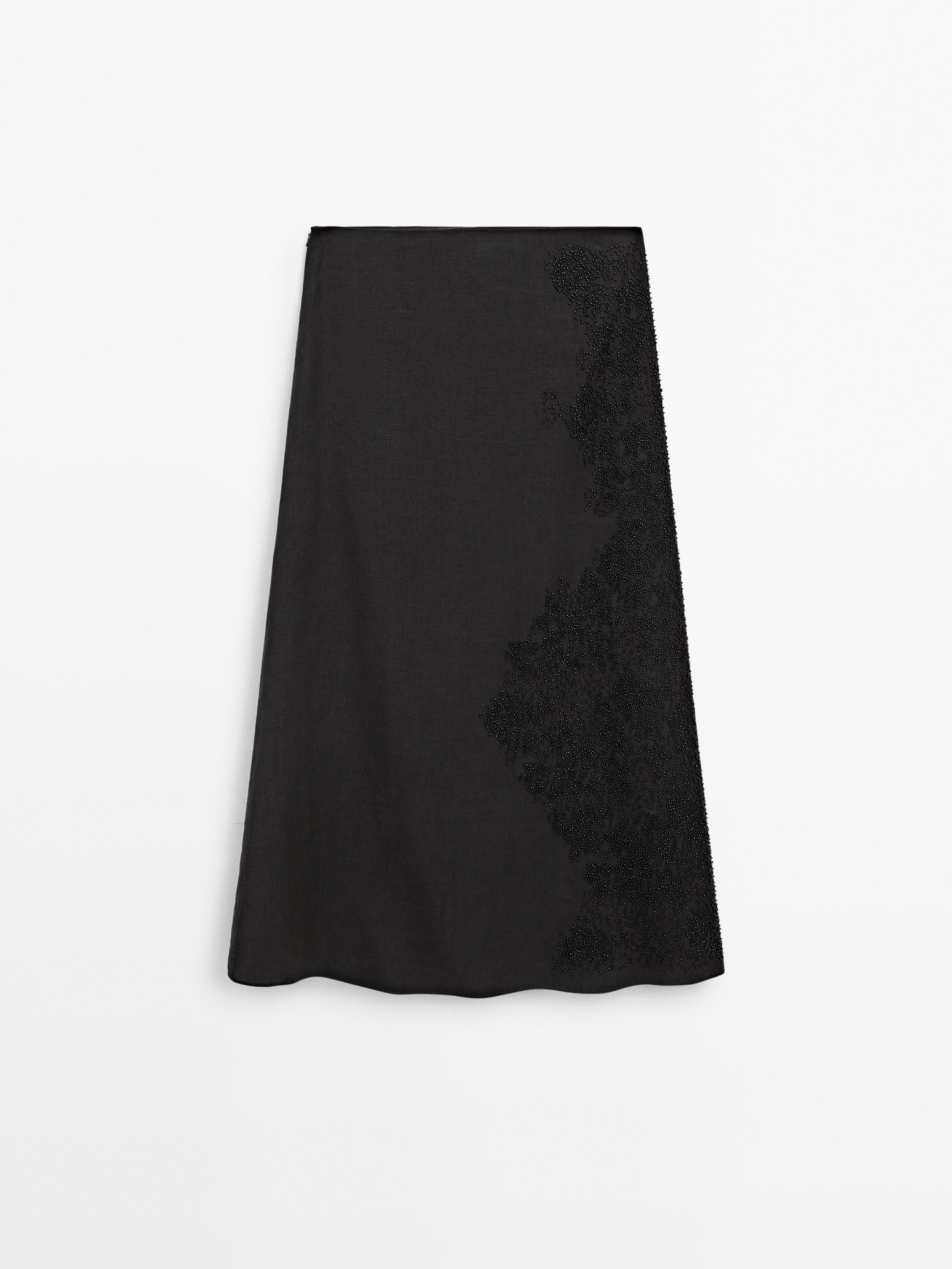 Midi skirt with embroidery