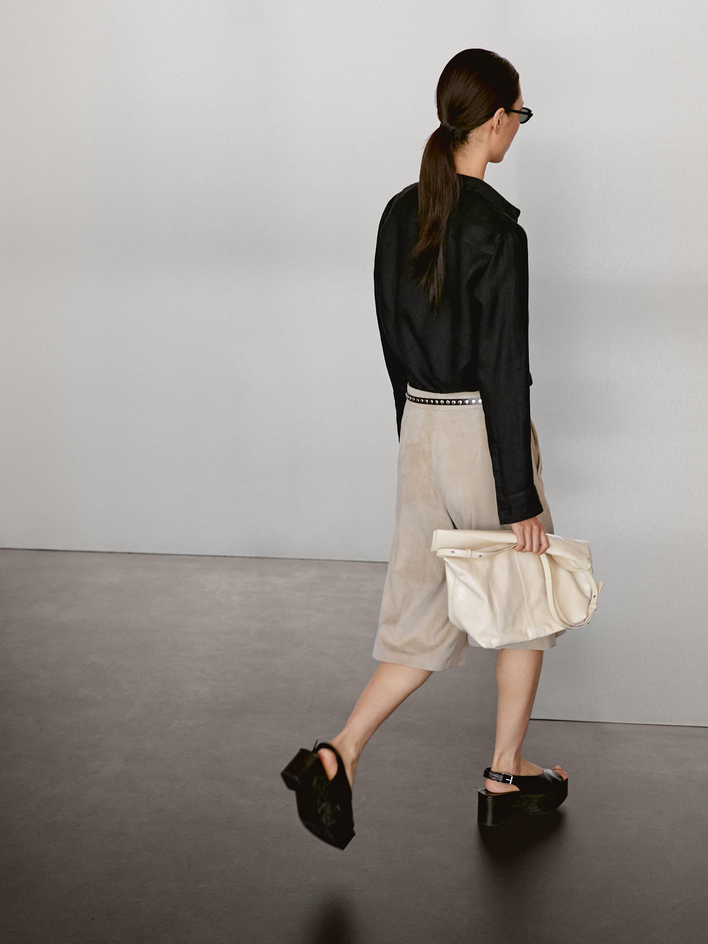 Flowing 100% linen shirt