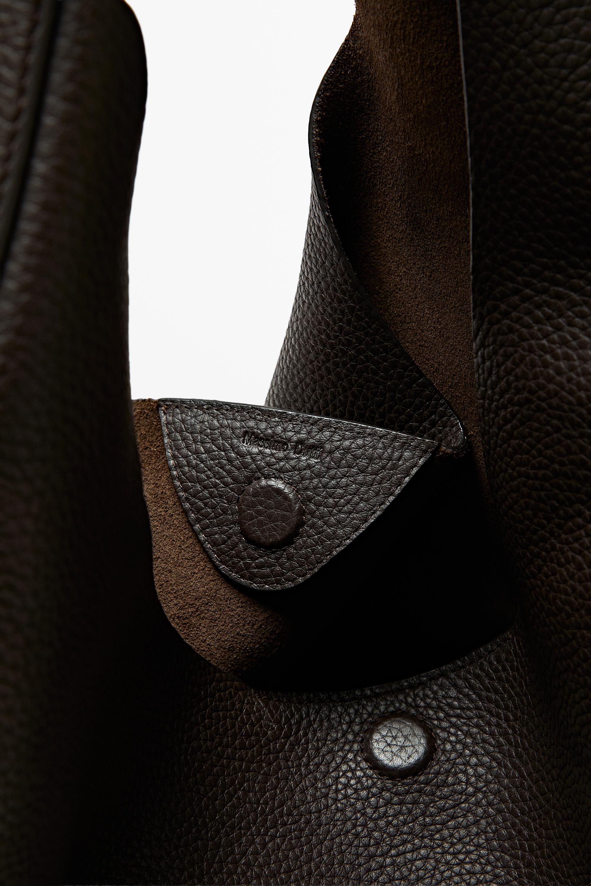 Nappa leather shoulder bag - thumbnail 4