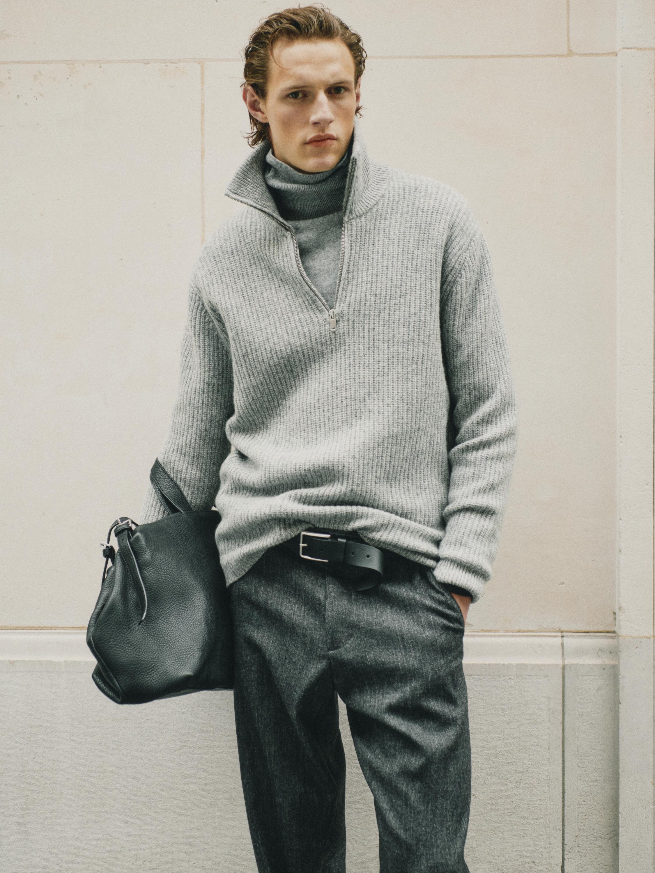 100% wool mock neck jumper