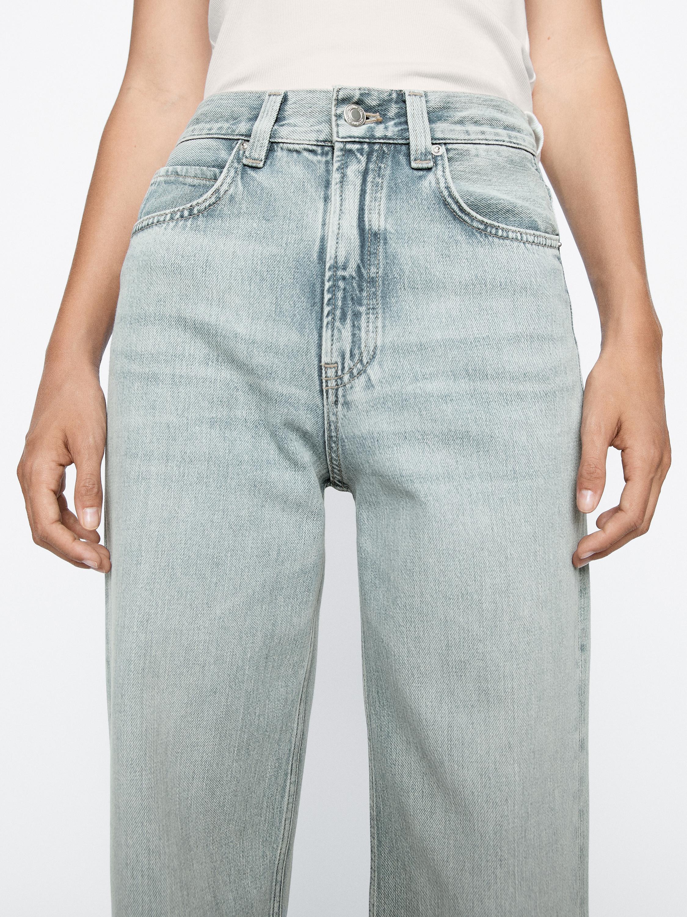 High-waist wide-leg jeans