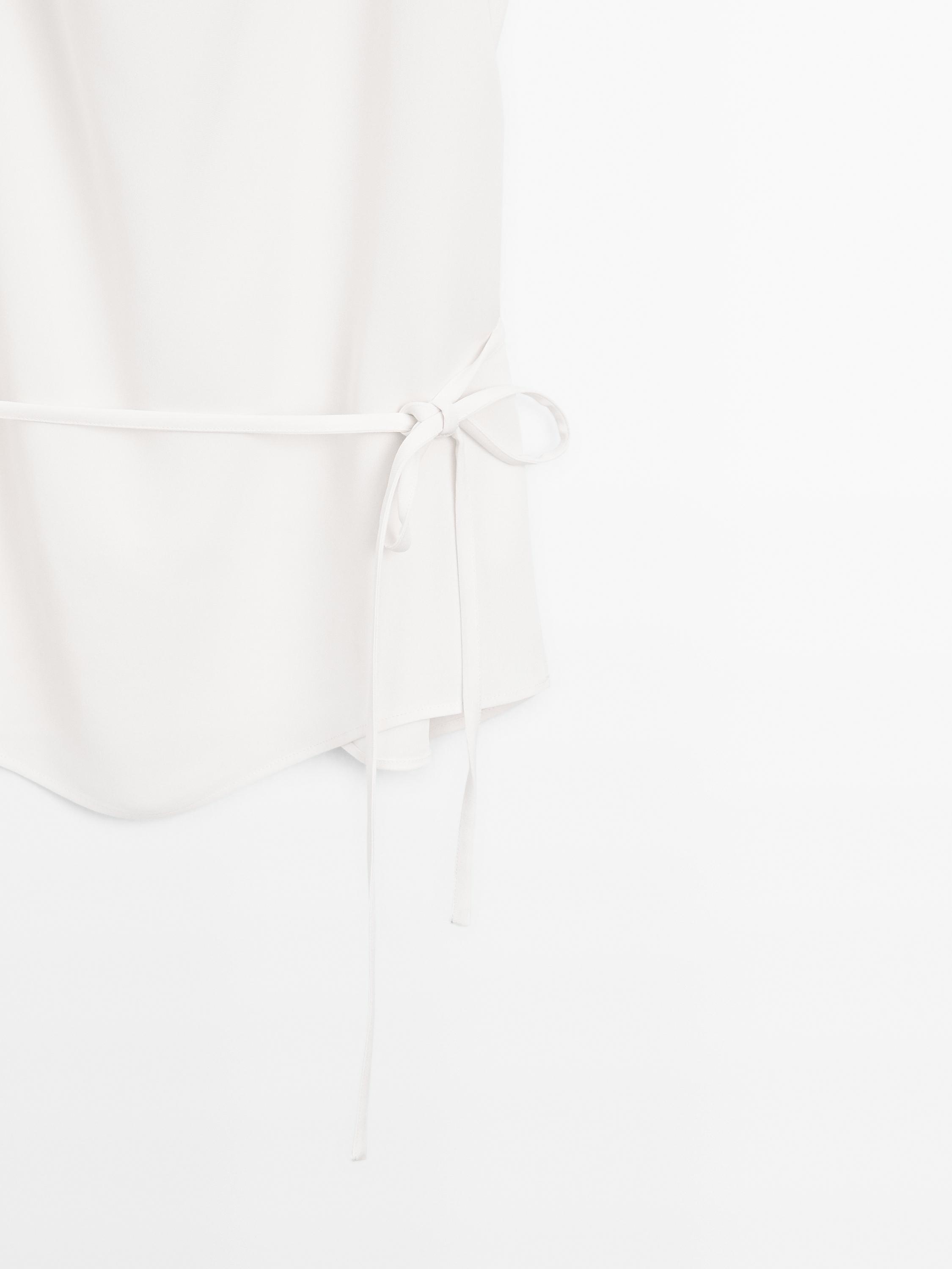 Crepe top with cowl neckline