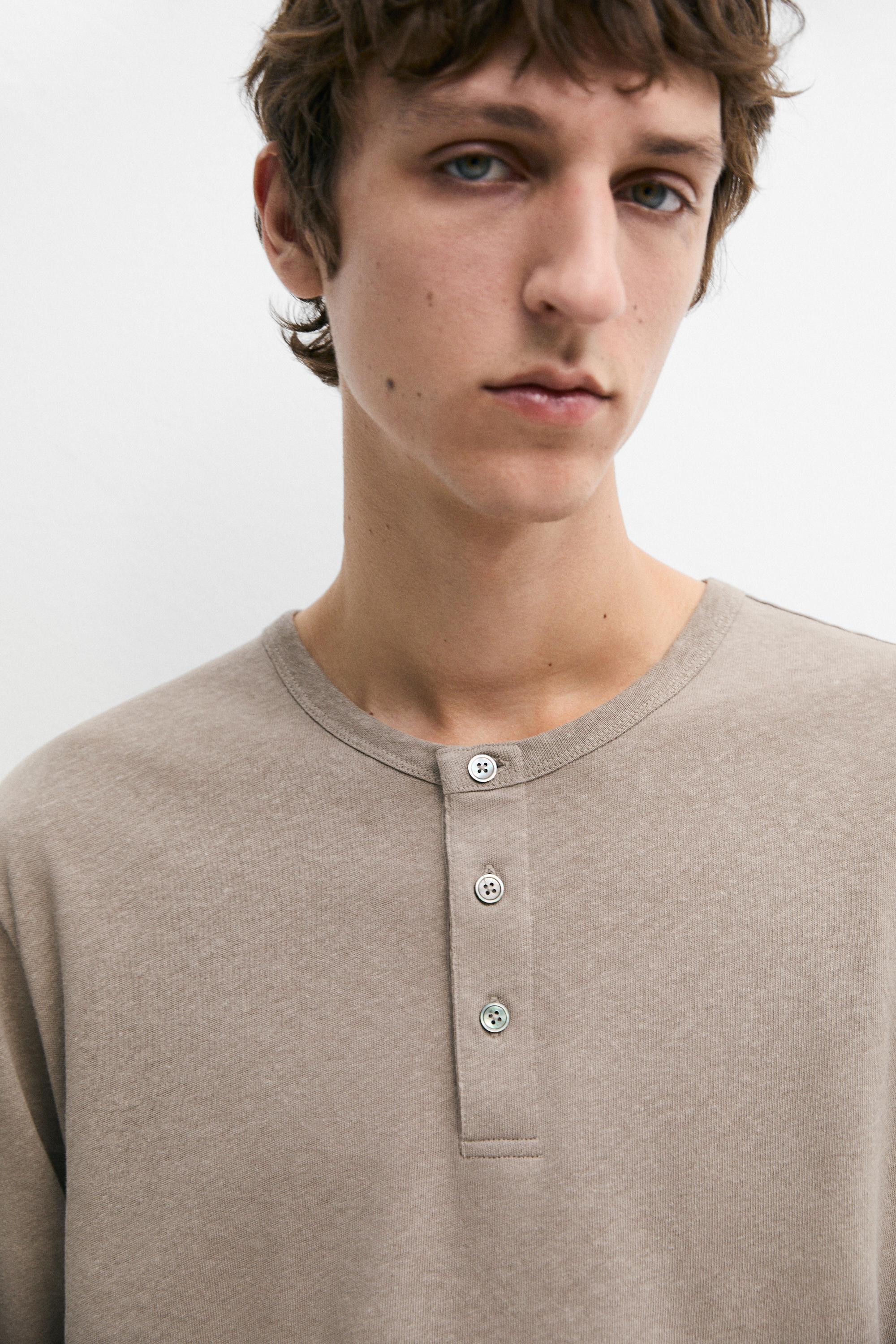 Long sleeve henley neck T-shirt — MOLE BROWN