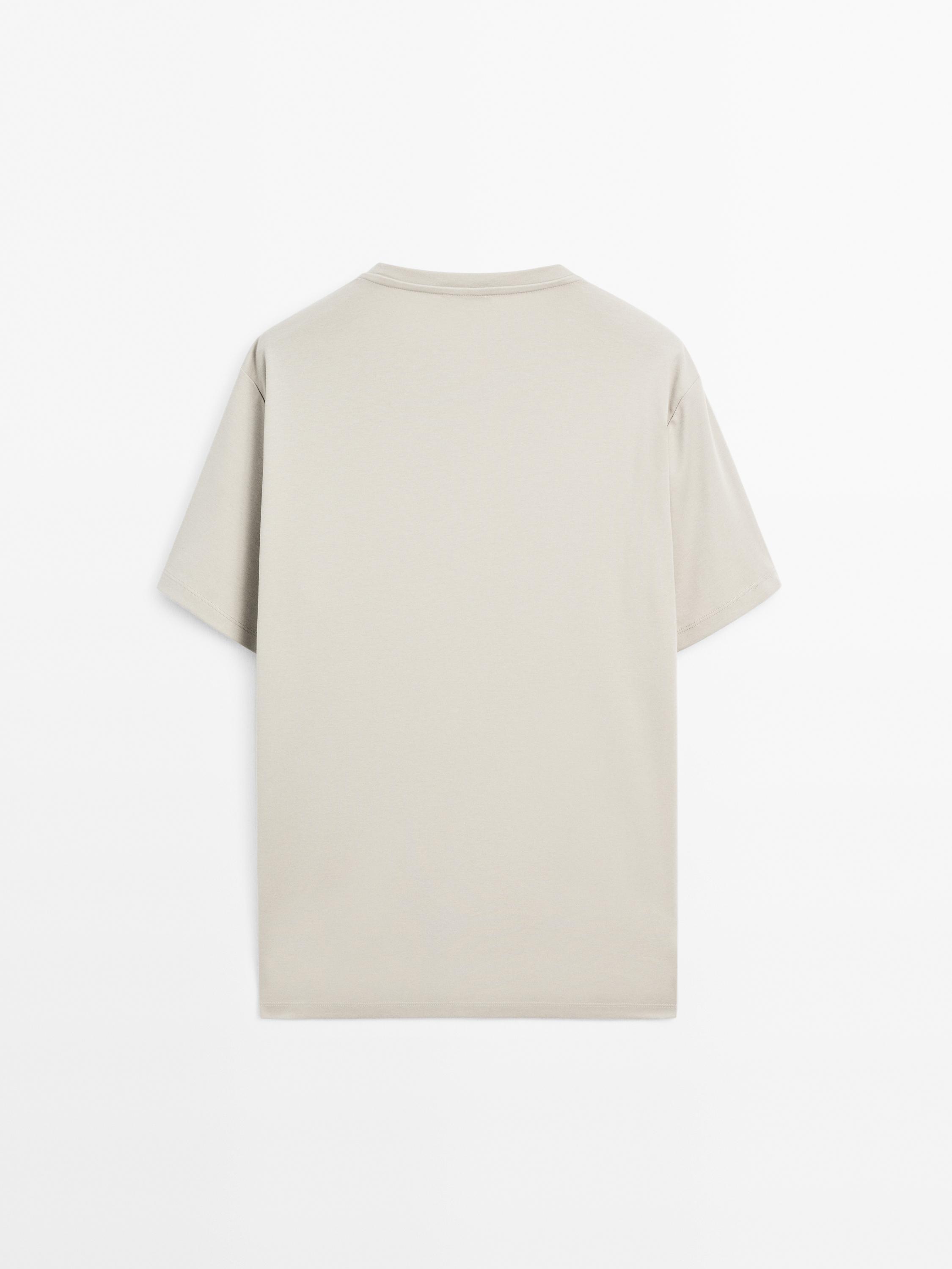 Short sleeve cotton blend T-shirt