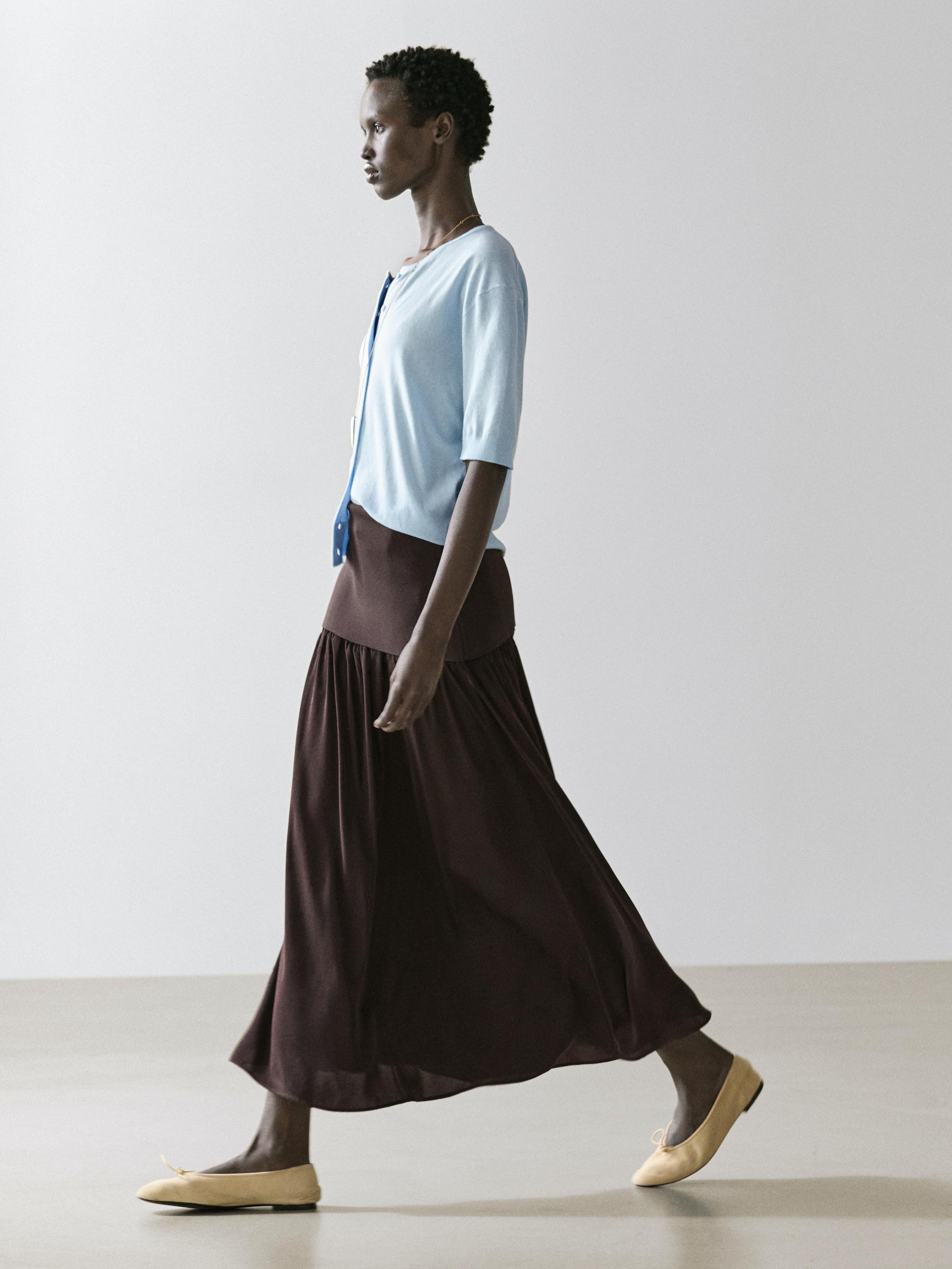 Flowing contrast midi skirt — BROWN