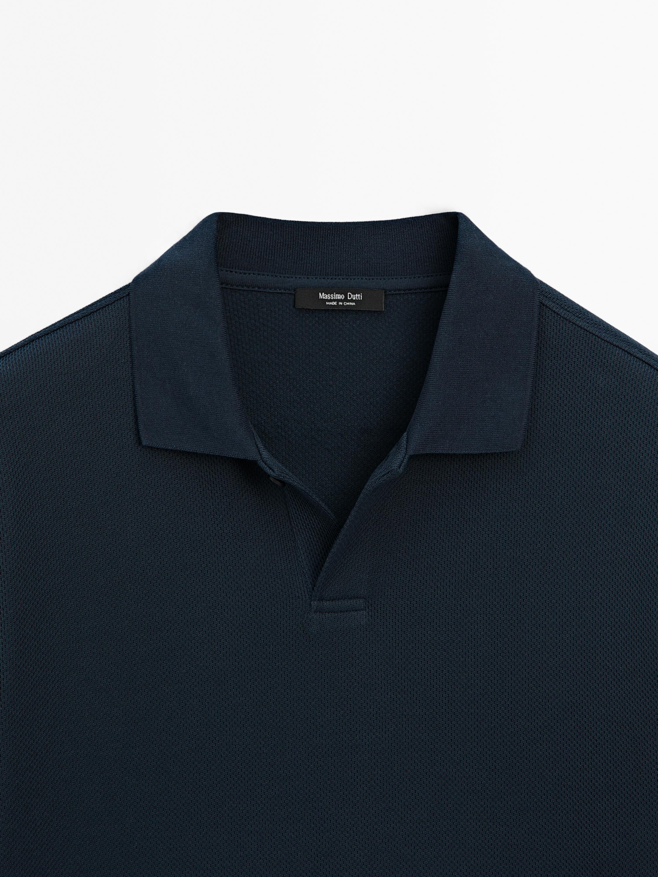 Short sleeve micro-textured polo shirt
