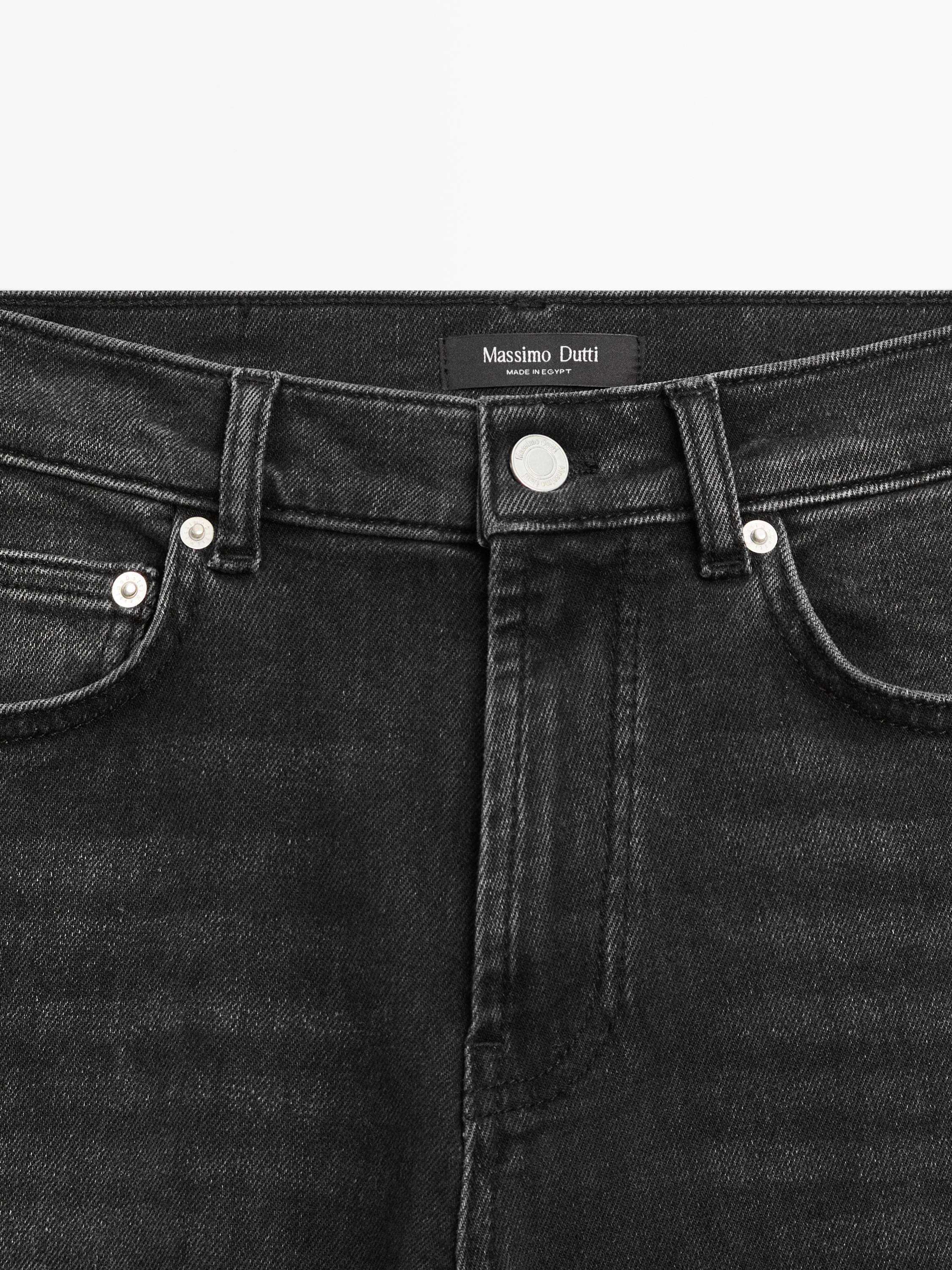 Mid-rise straight-leg jeans