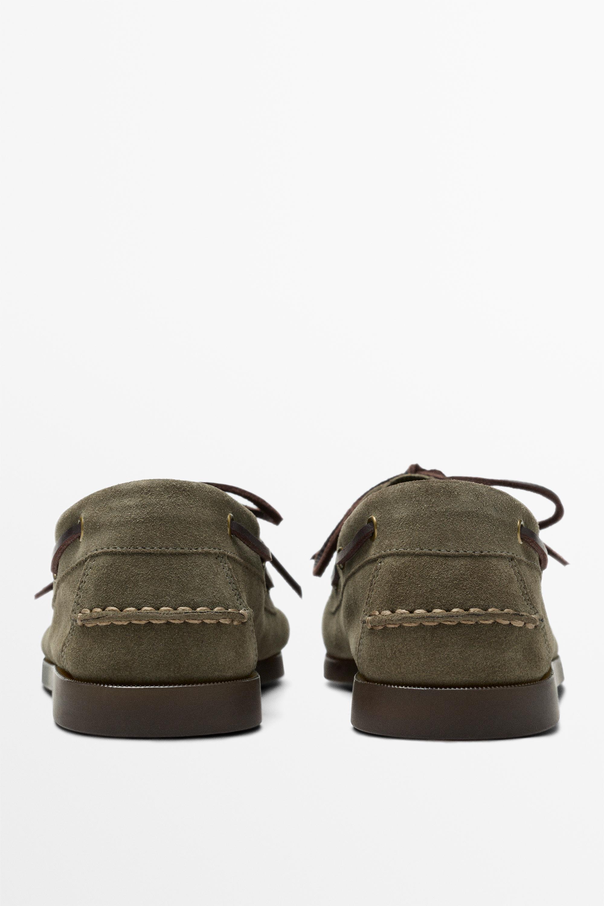 Leather boat shoe — BOTTLE