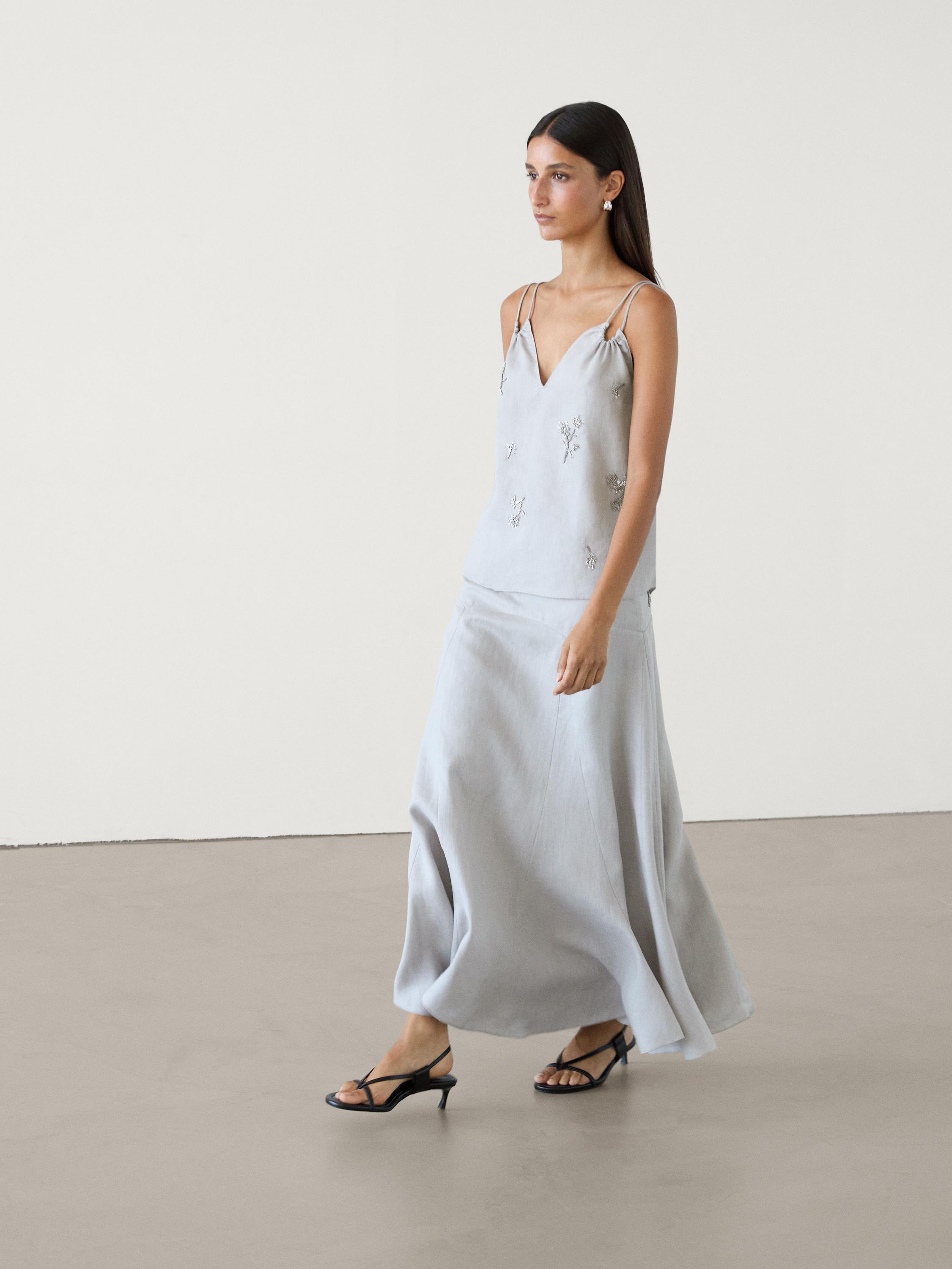 توب مطرز كتان 100% من مجموعة من قطعتين