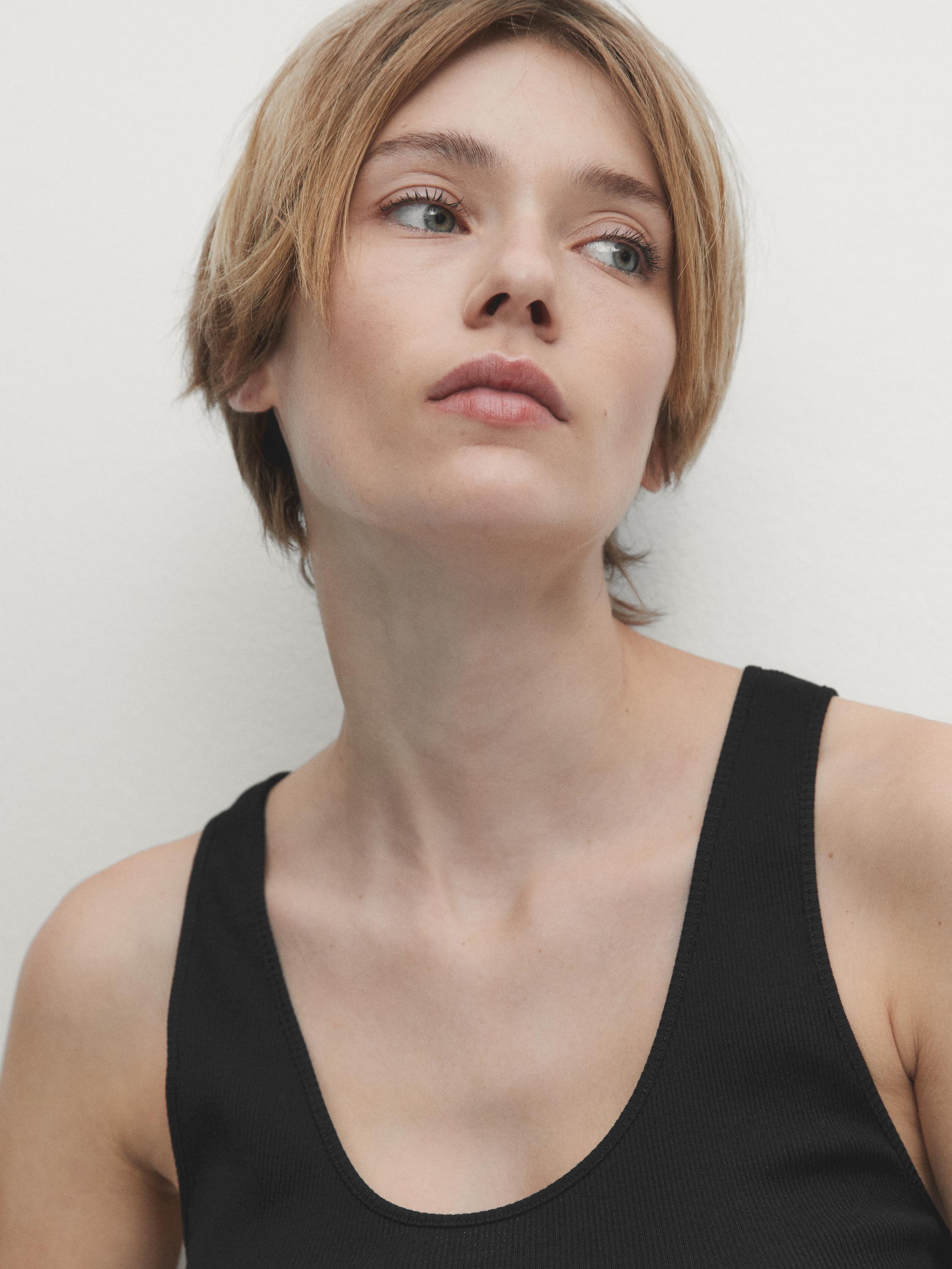 توب بحمالات قطن 100%