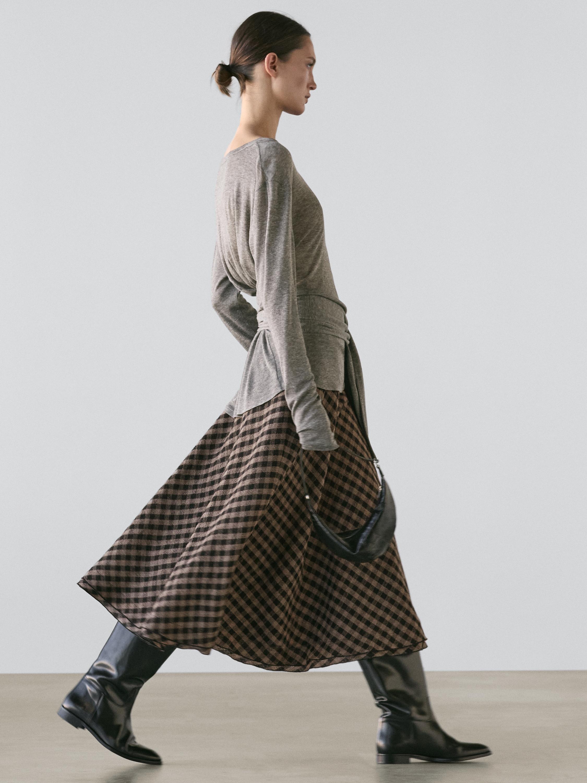 Ausgestellter Rock mit Karomuster