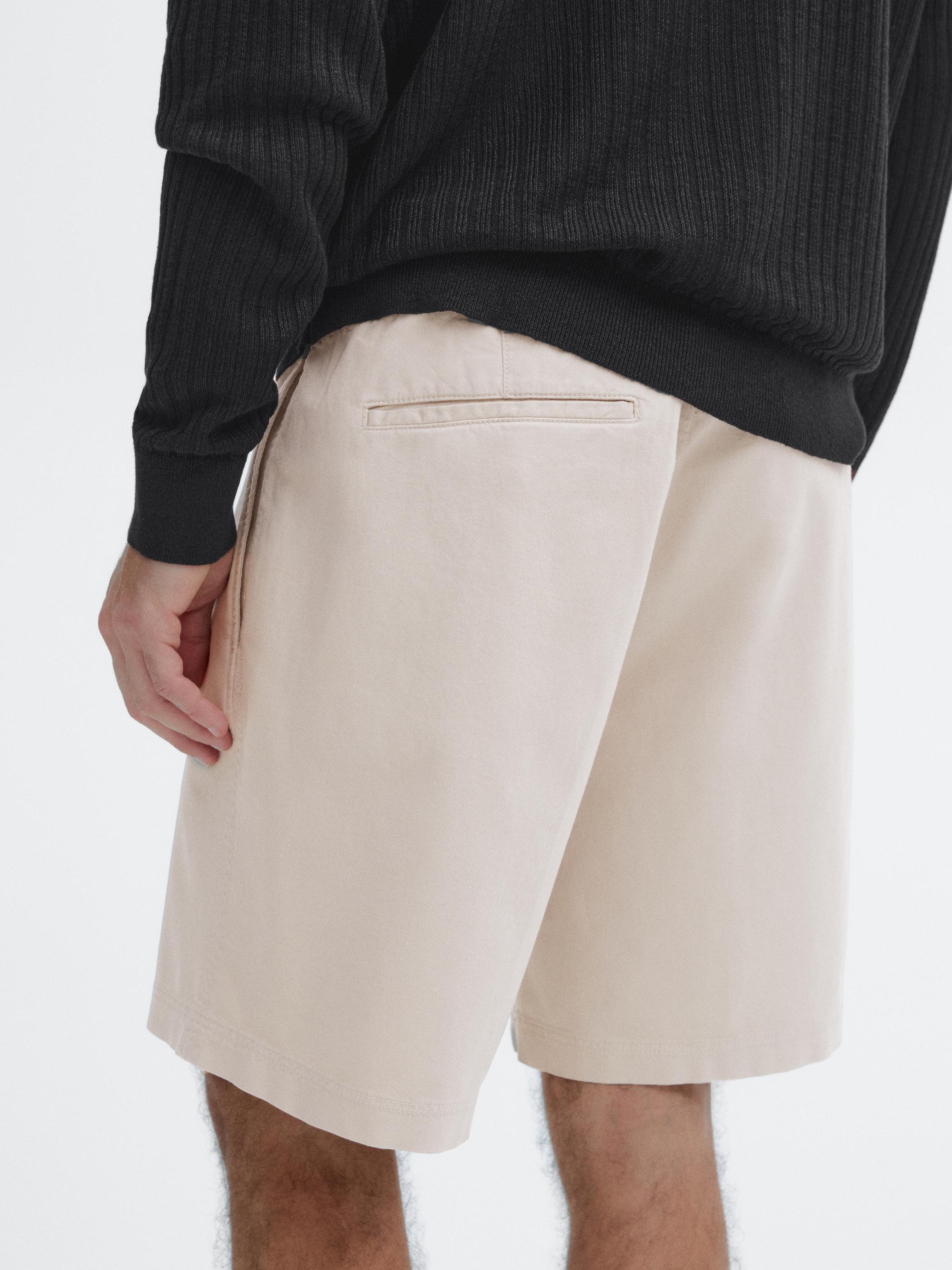 Cotton and linen blend drawstring Bermuda shorts