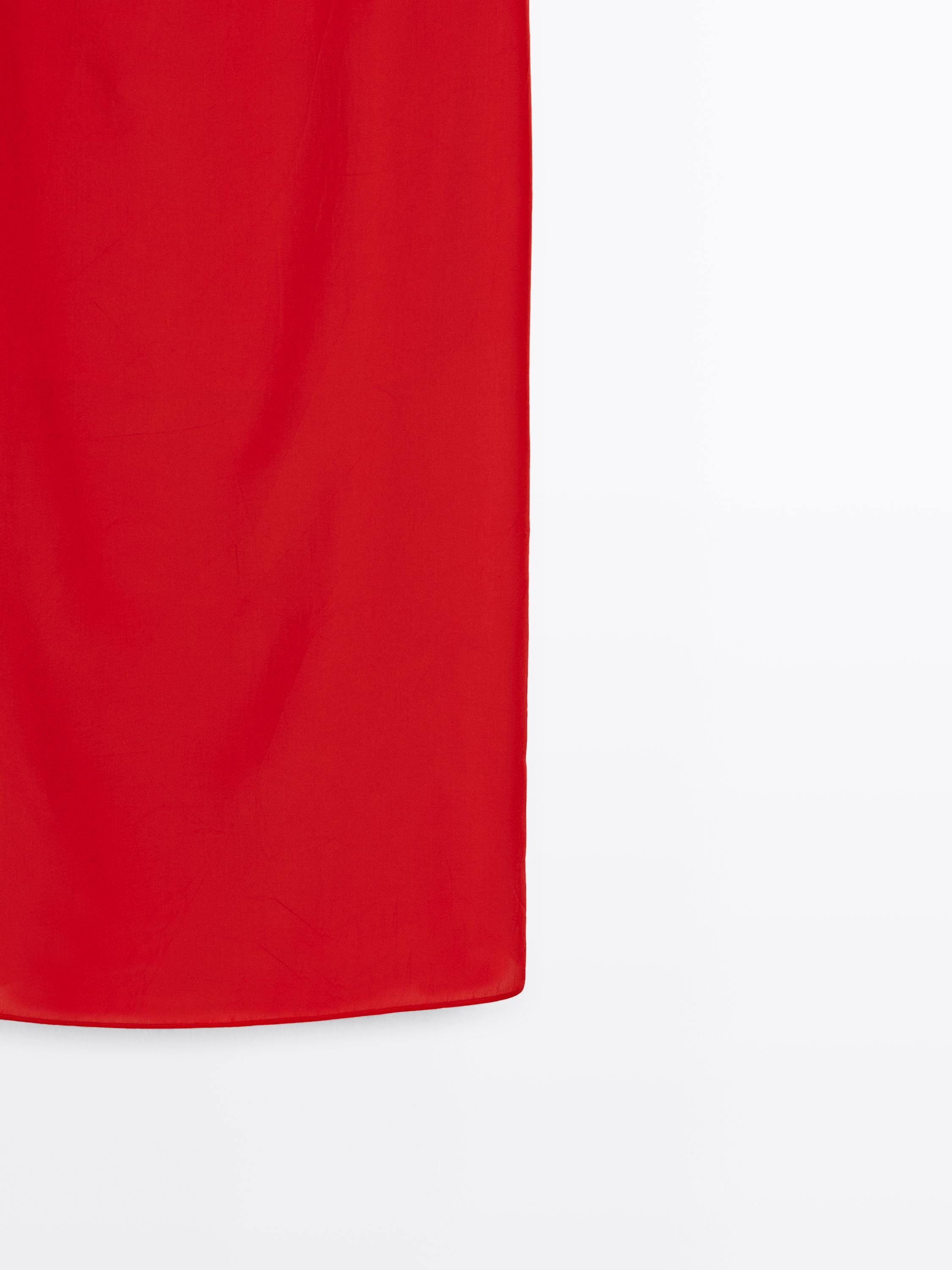 Midi dress with a straight neckline